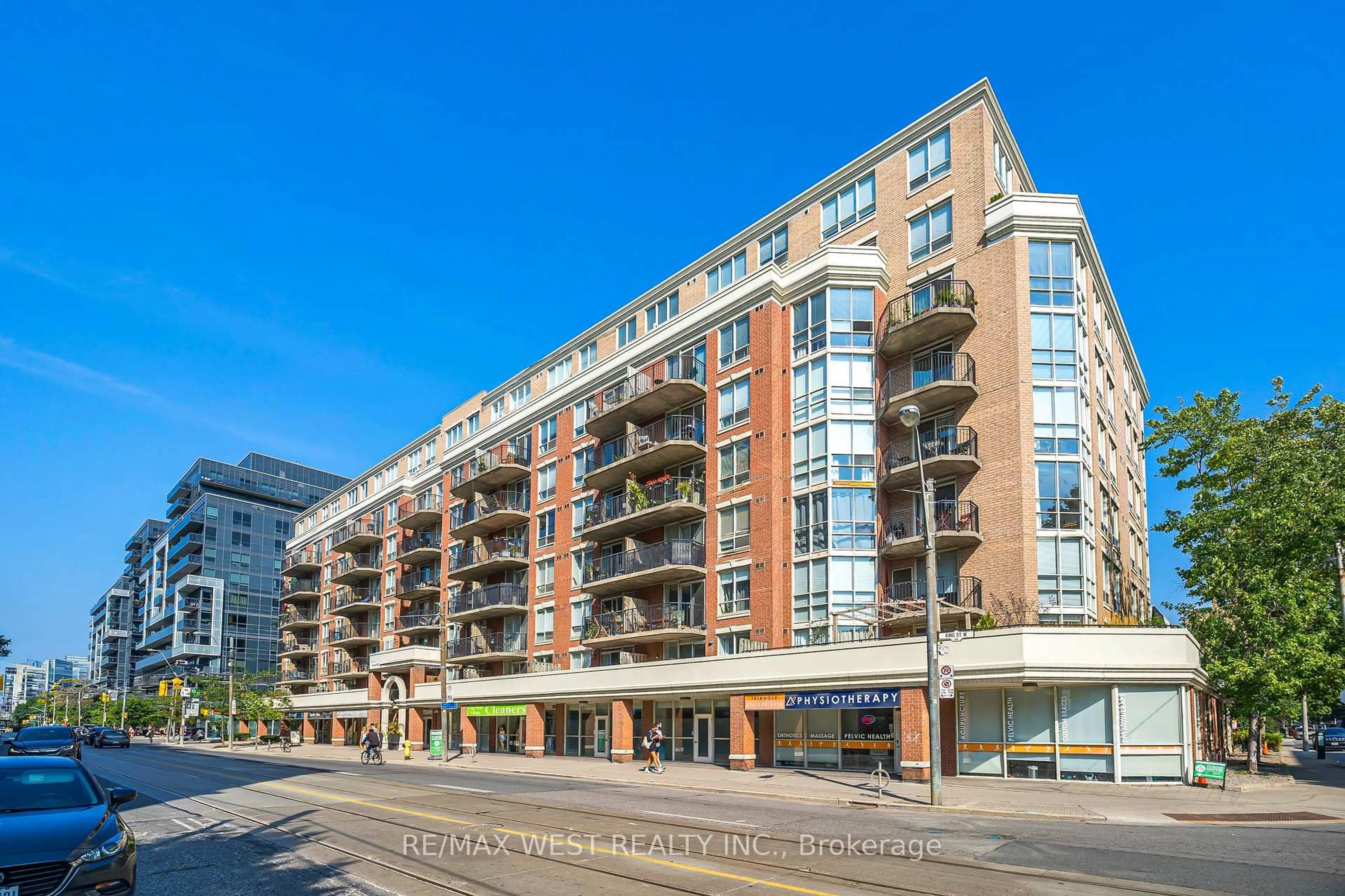 Unknown for 1000 King St #209, Toronto Ontario M6K 3N1