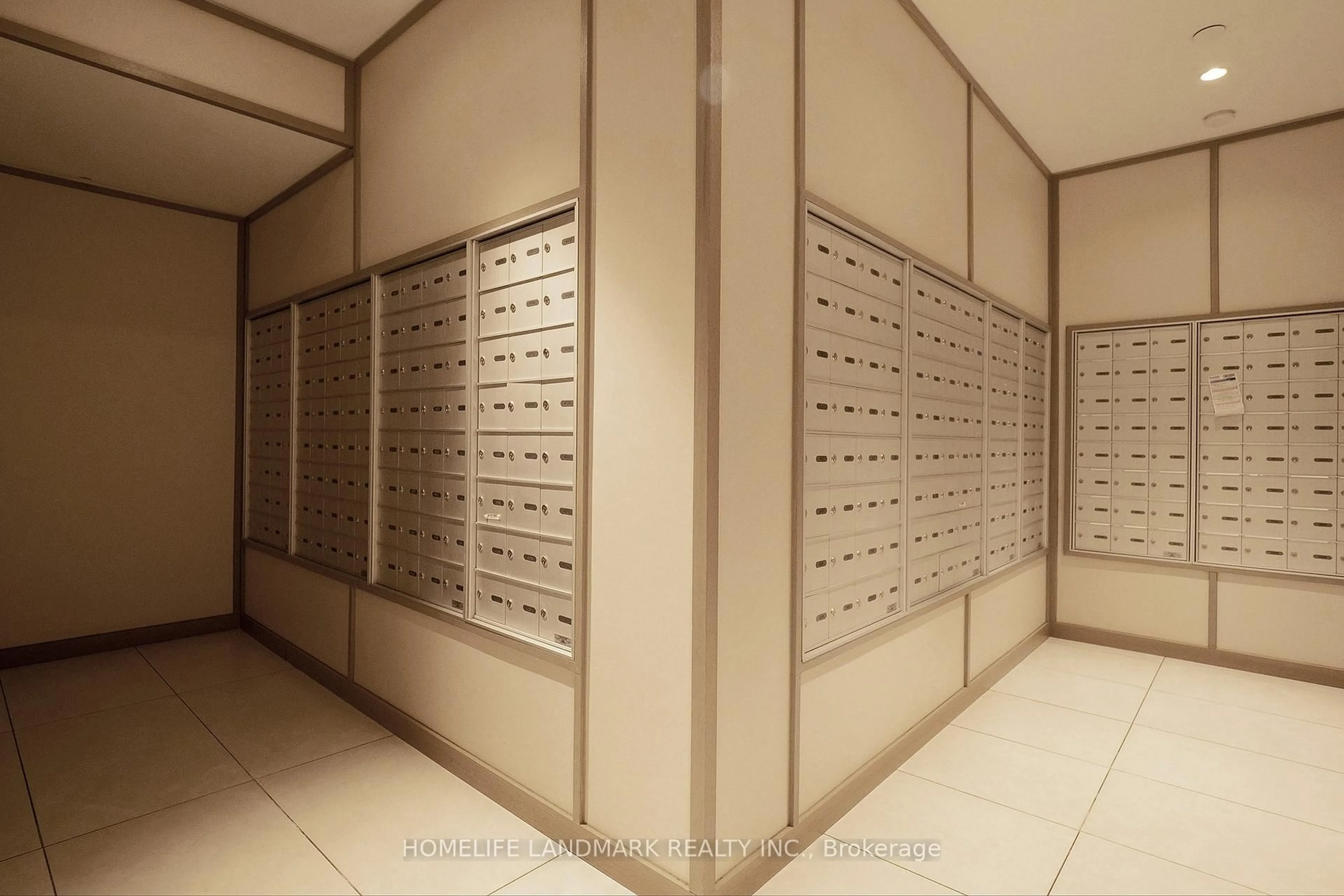 Storage room or clothes room or walk-in closet for 125 Blue Jays Way #1602, Toronto Ontario M5V 0N5