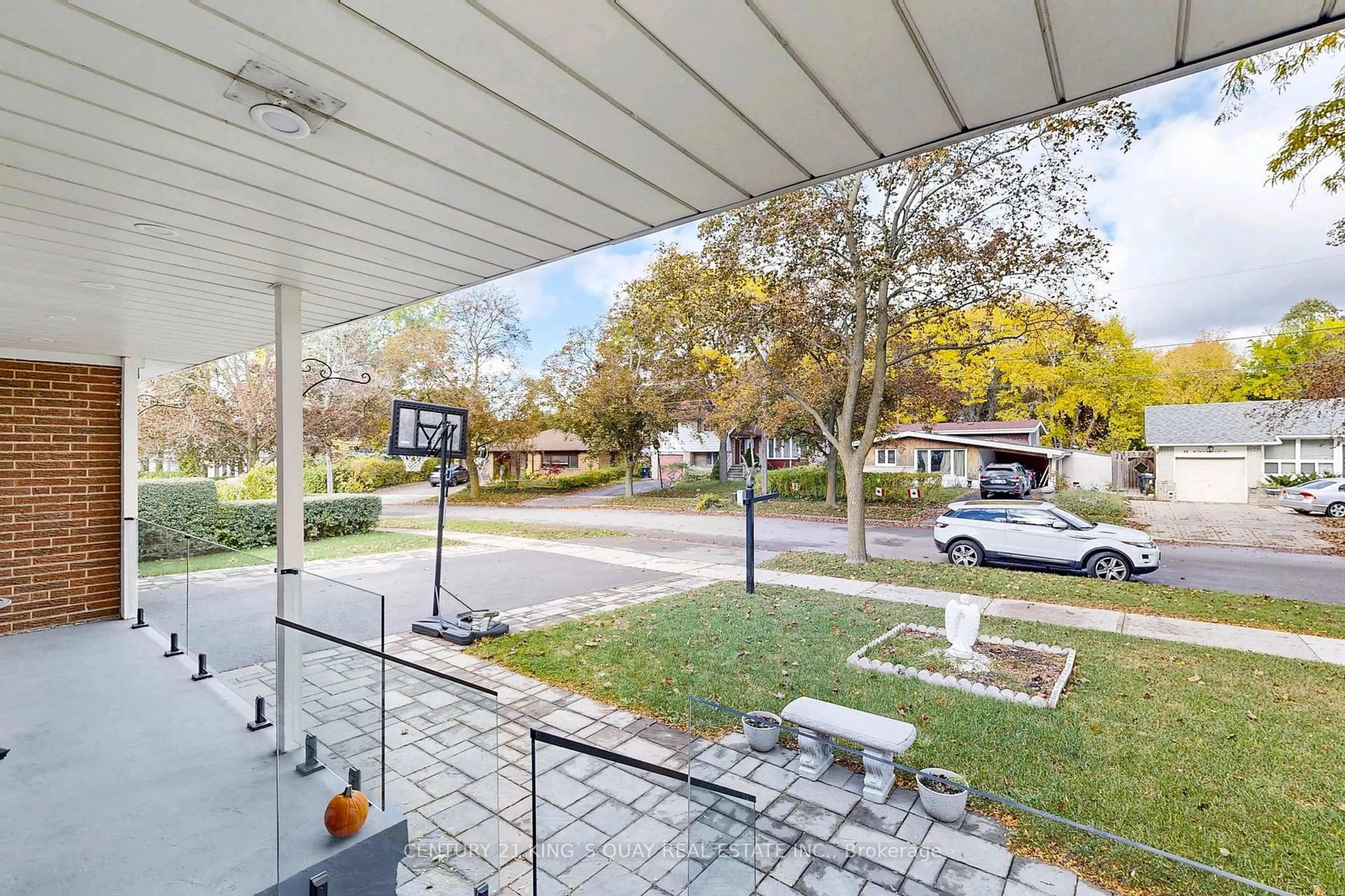 Patio, street for 55 Lesgay Cres, Toronto Ontario M2J 2J2