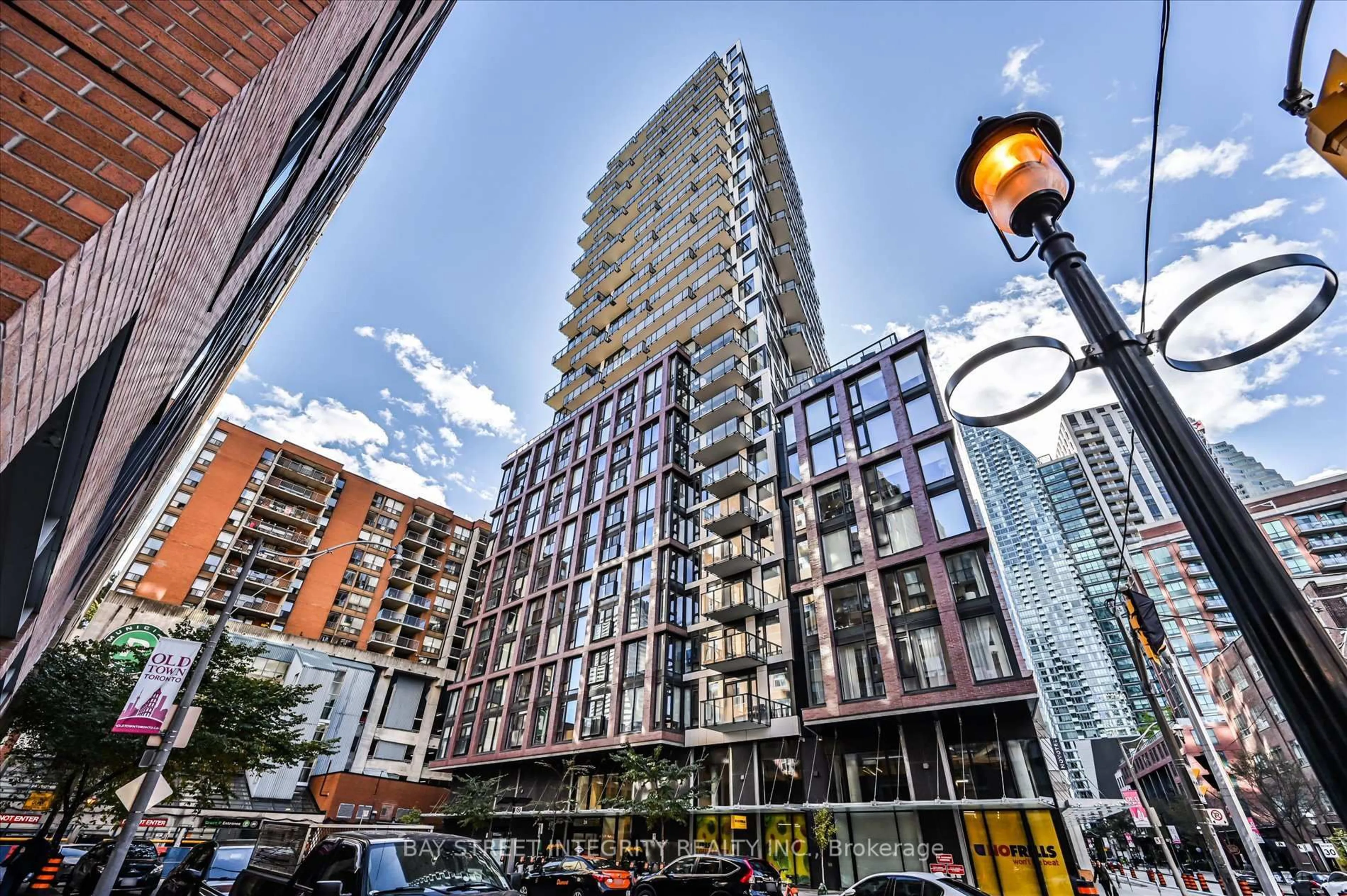 Unknown for 2A Church St #702, Toronto Ontario M5E 0E1