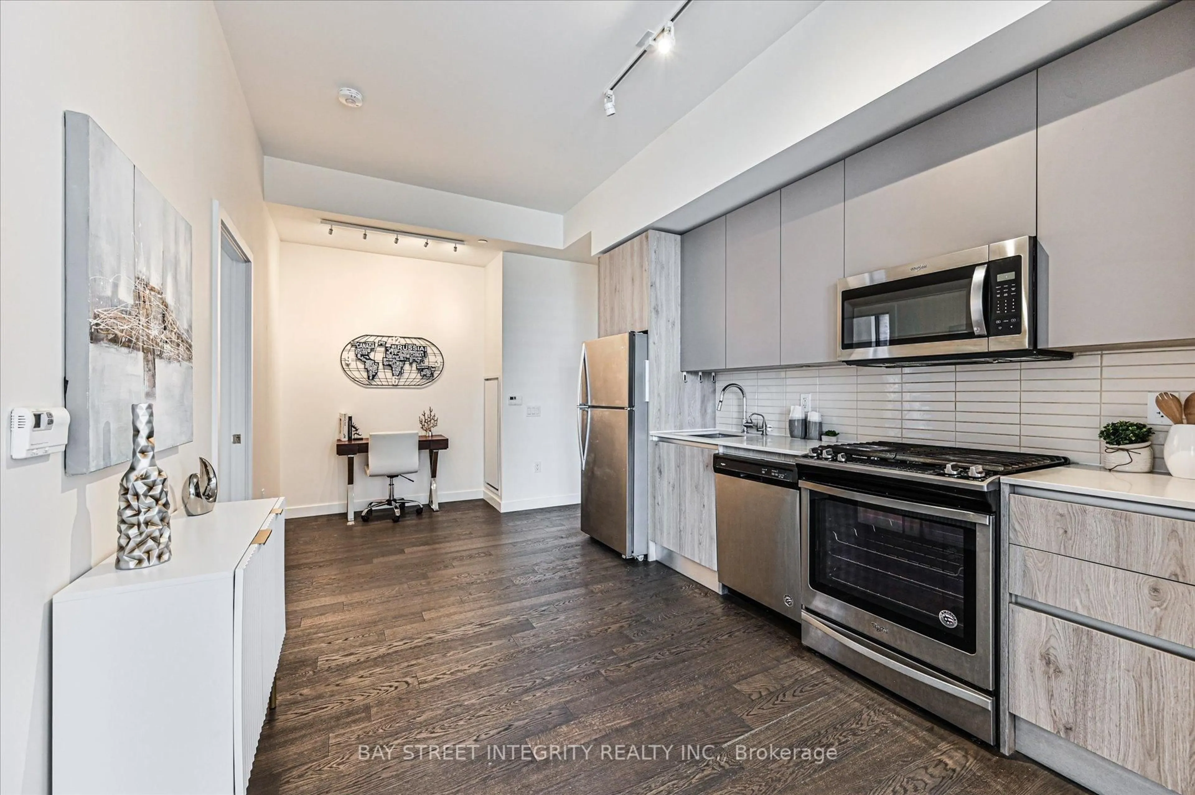 Open concept kitchen, unknown for 2A Church St #702, Toronto Ontario M5E 0E1