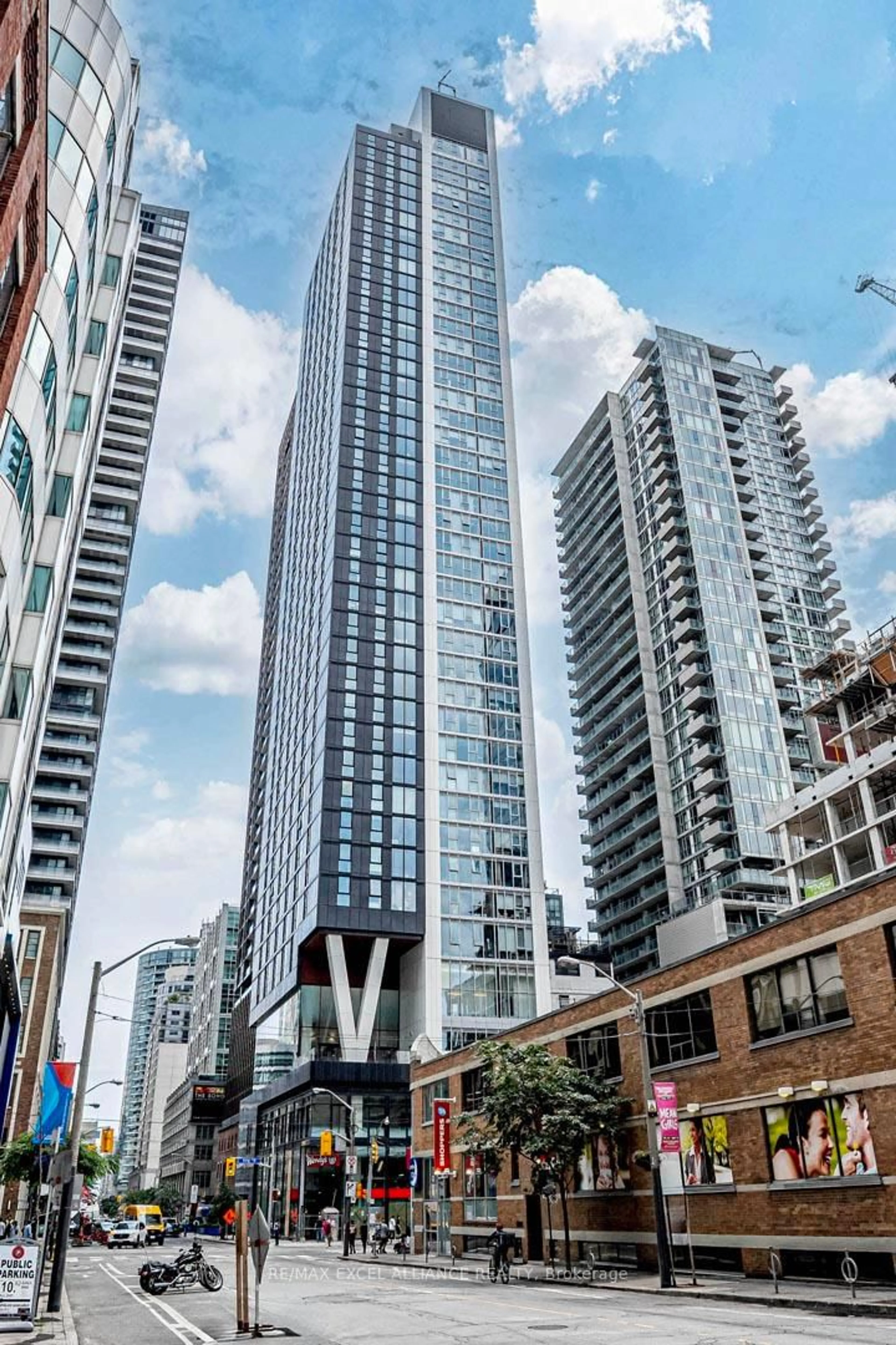 Unknown for 357 King St #809, Toronto Ontario M5V 0S7