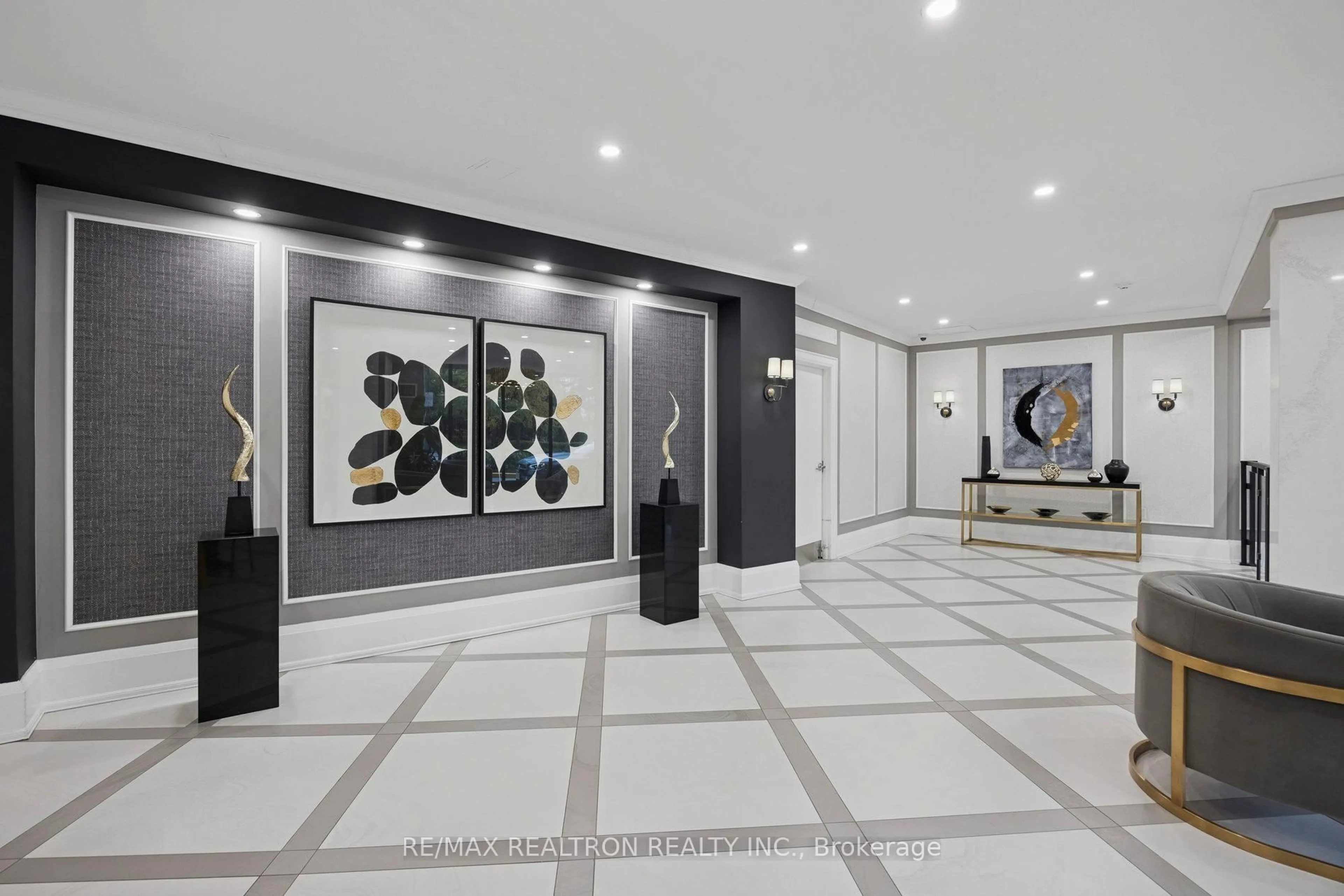 Lobby for 5444 Yonge St #201, Toronto Ontario M2N 6J4