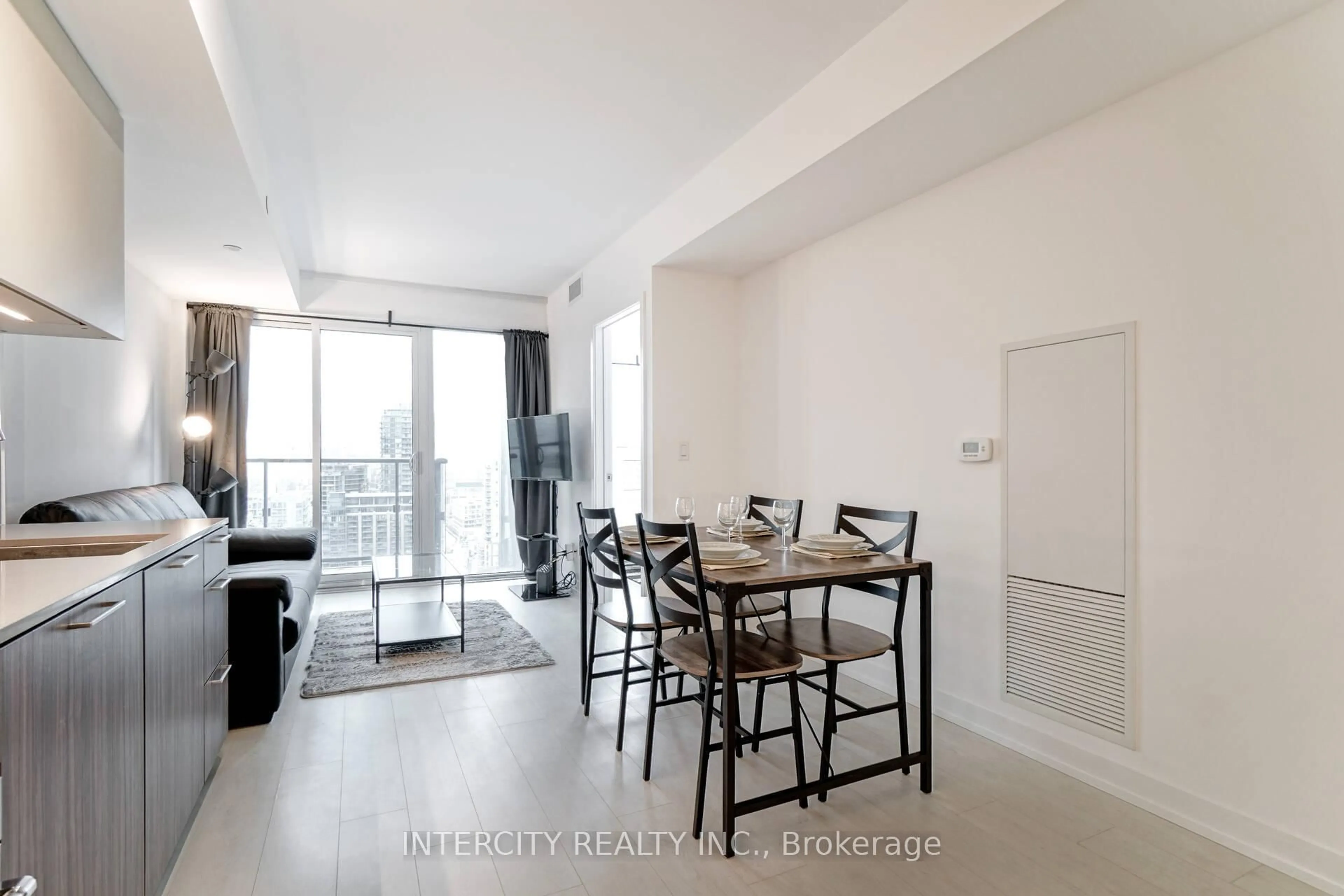 Dining room, unknown for 19 Western Battery Rd #2709, Toronto Ontario M6K 3S4