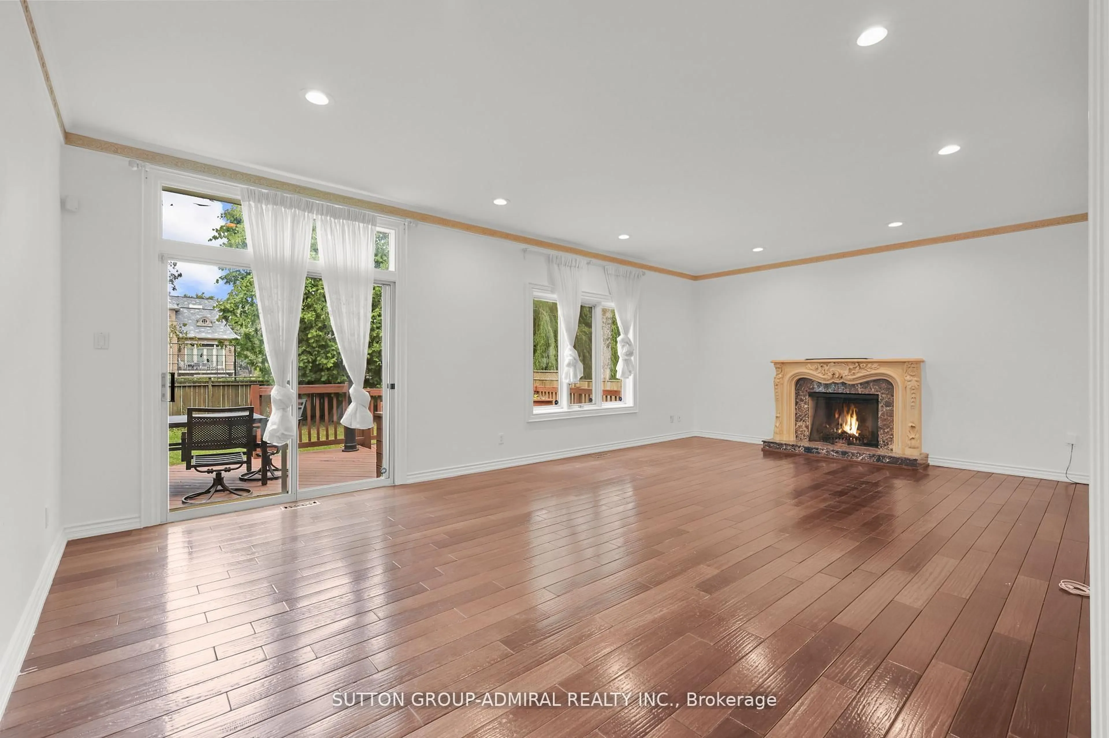 Unknown for 48 Berkindale Dr, Toronto Ontario M2L 1Z8