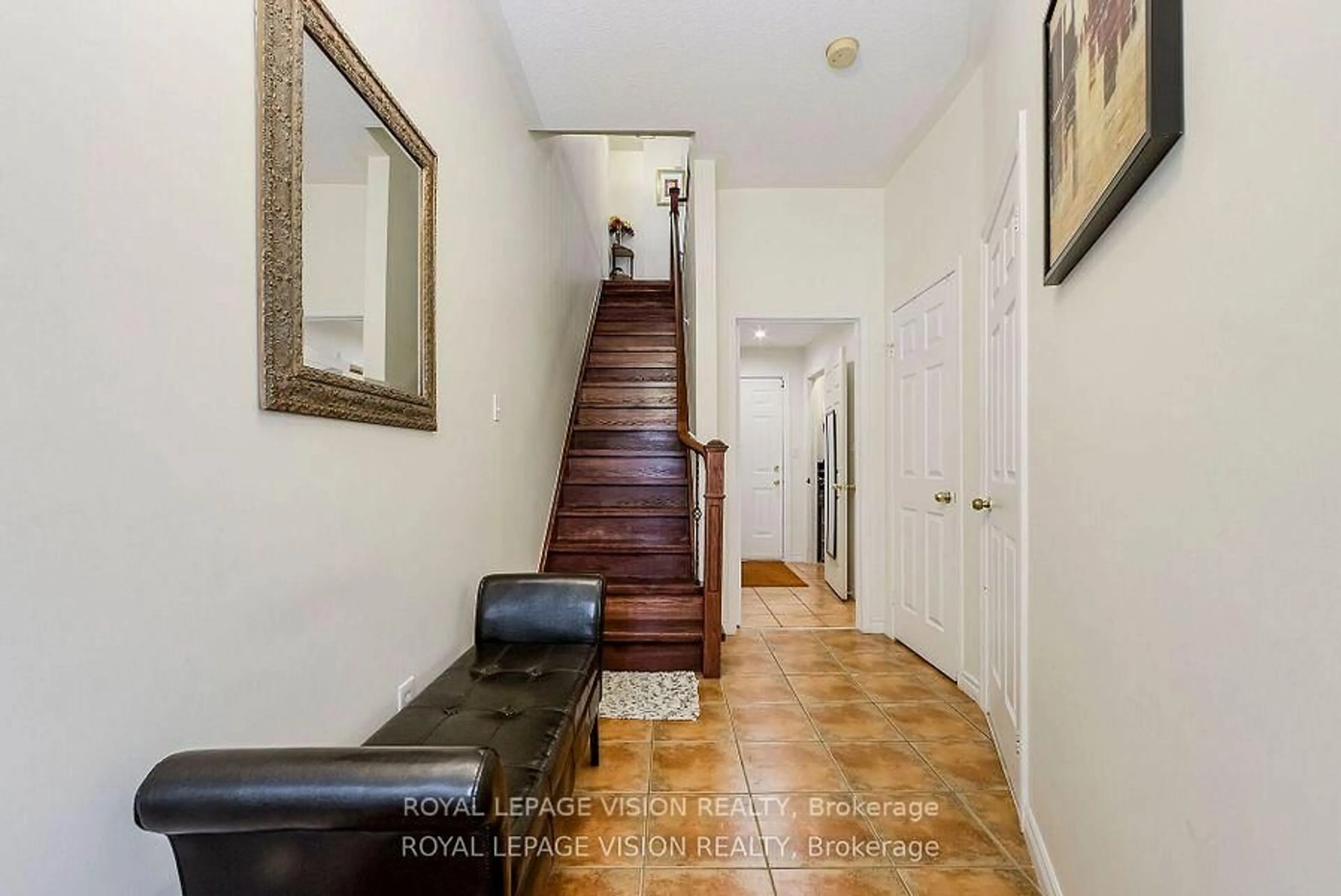 Indoor foyer for 53 Hobson Ave, Toronto Ontario M4A 2X7