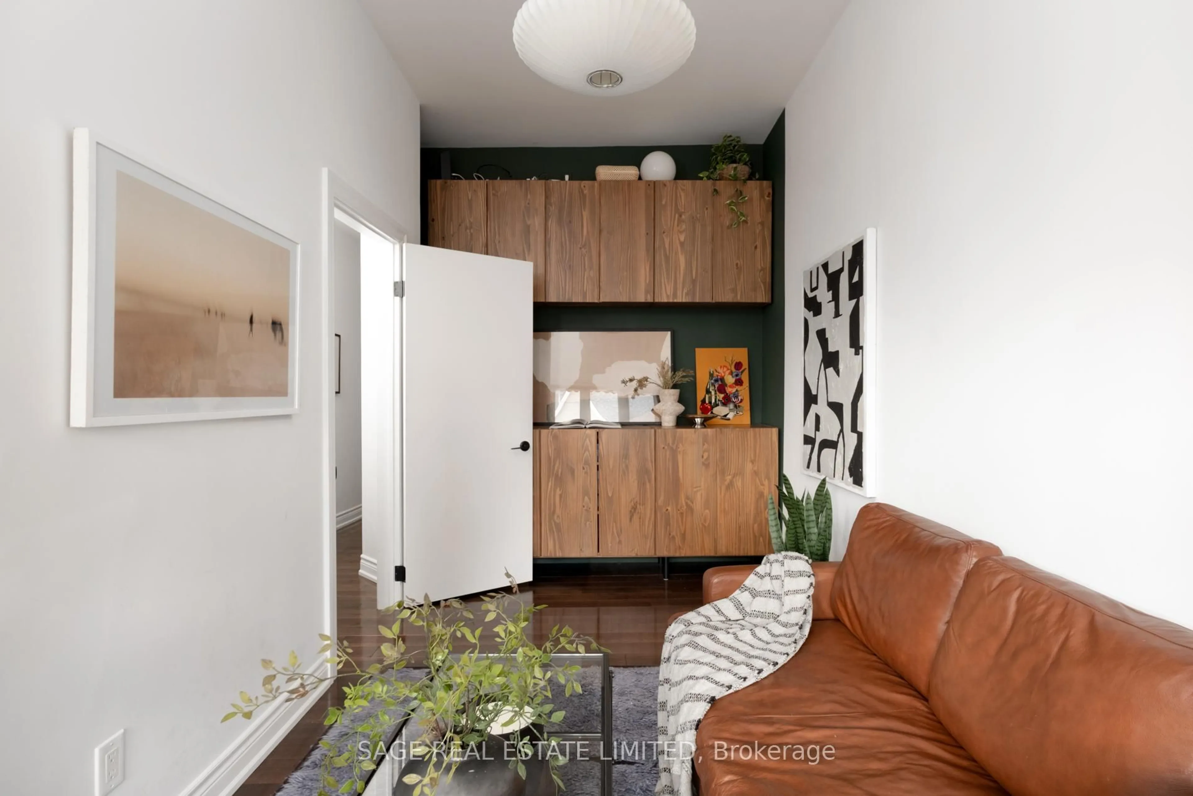 Unknown for 18 Palmerston Ave, Toronto Ontario M6J 2H7