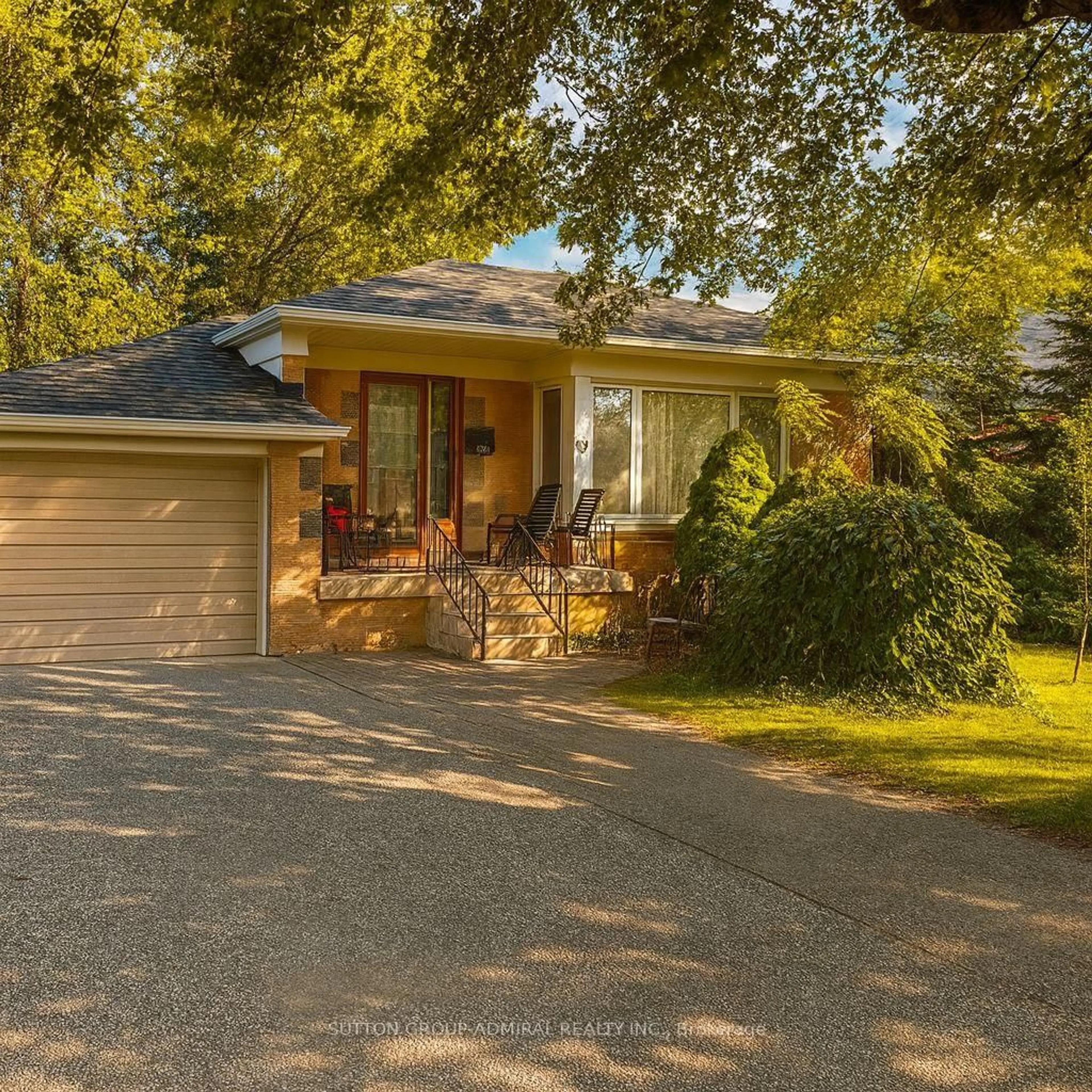 Unknown for 52 Acton Ave, Toronto Ontario M3H 4G8