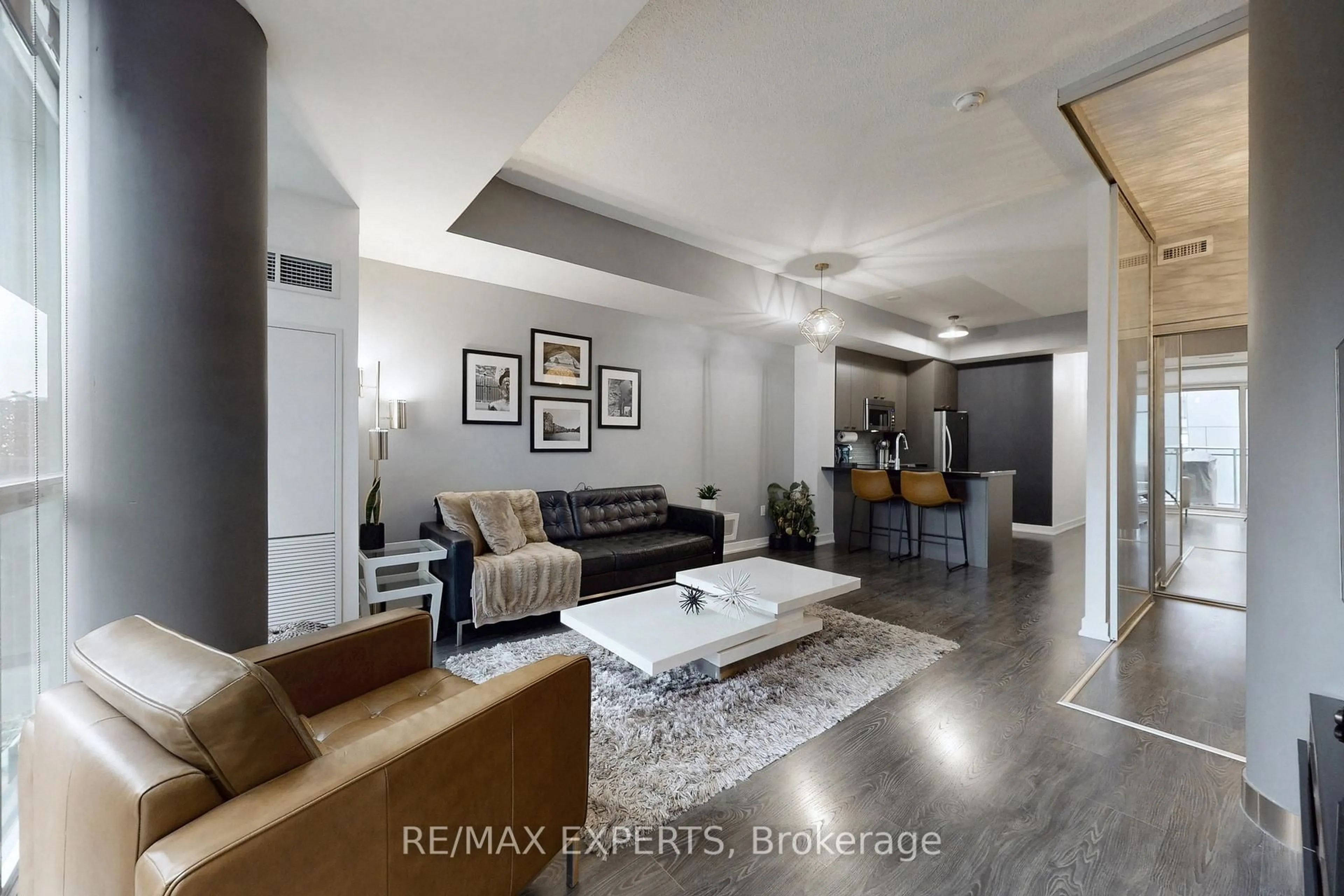 Living room with furniture, unknown for 775 King St #1013, Toronto Ontario M5V 2K3