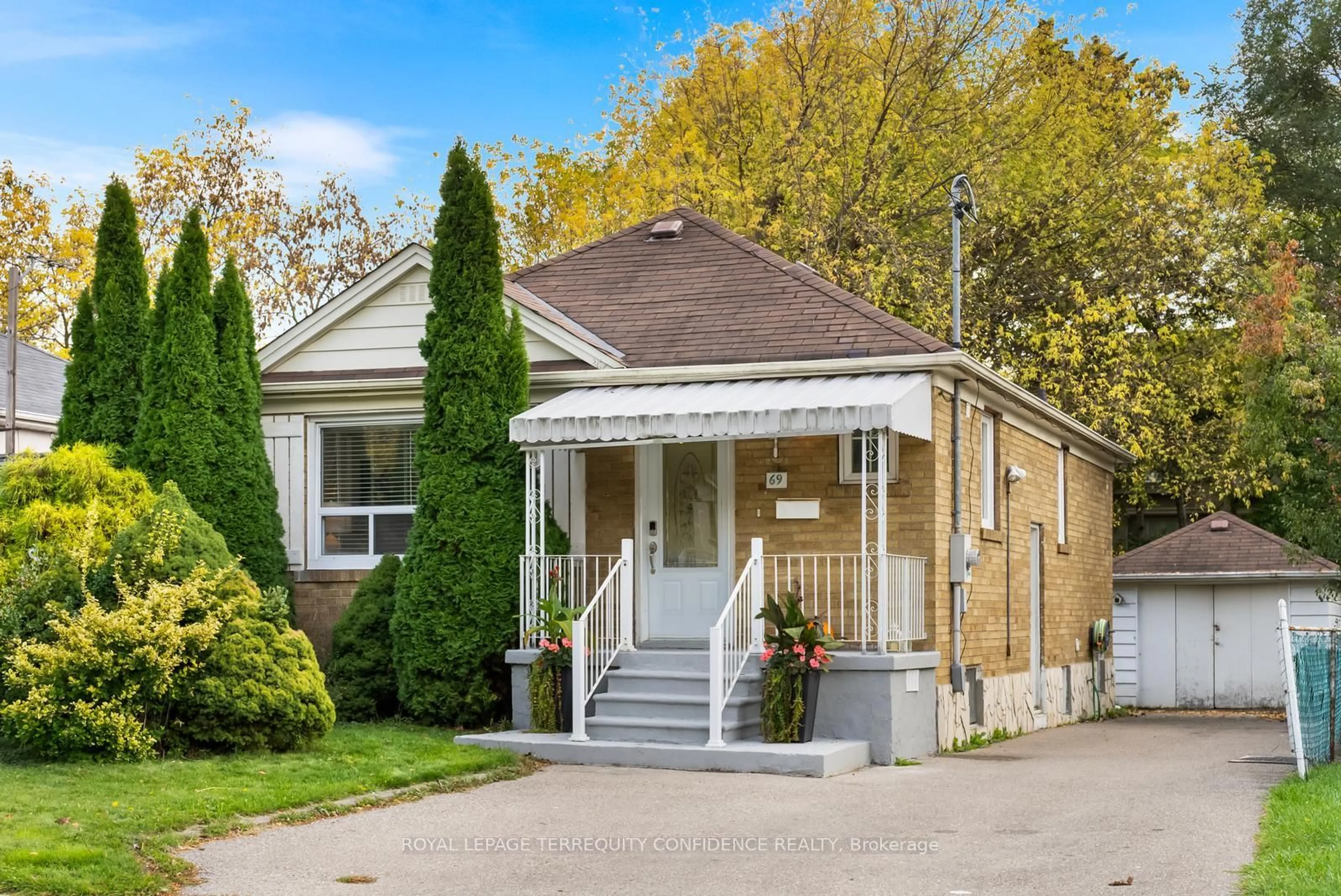 Home with brick exterior material, street for 69 Nipigon Ave, Toronto Ontario M2M 2V9
