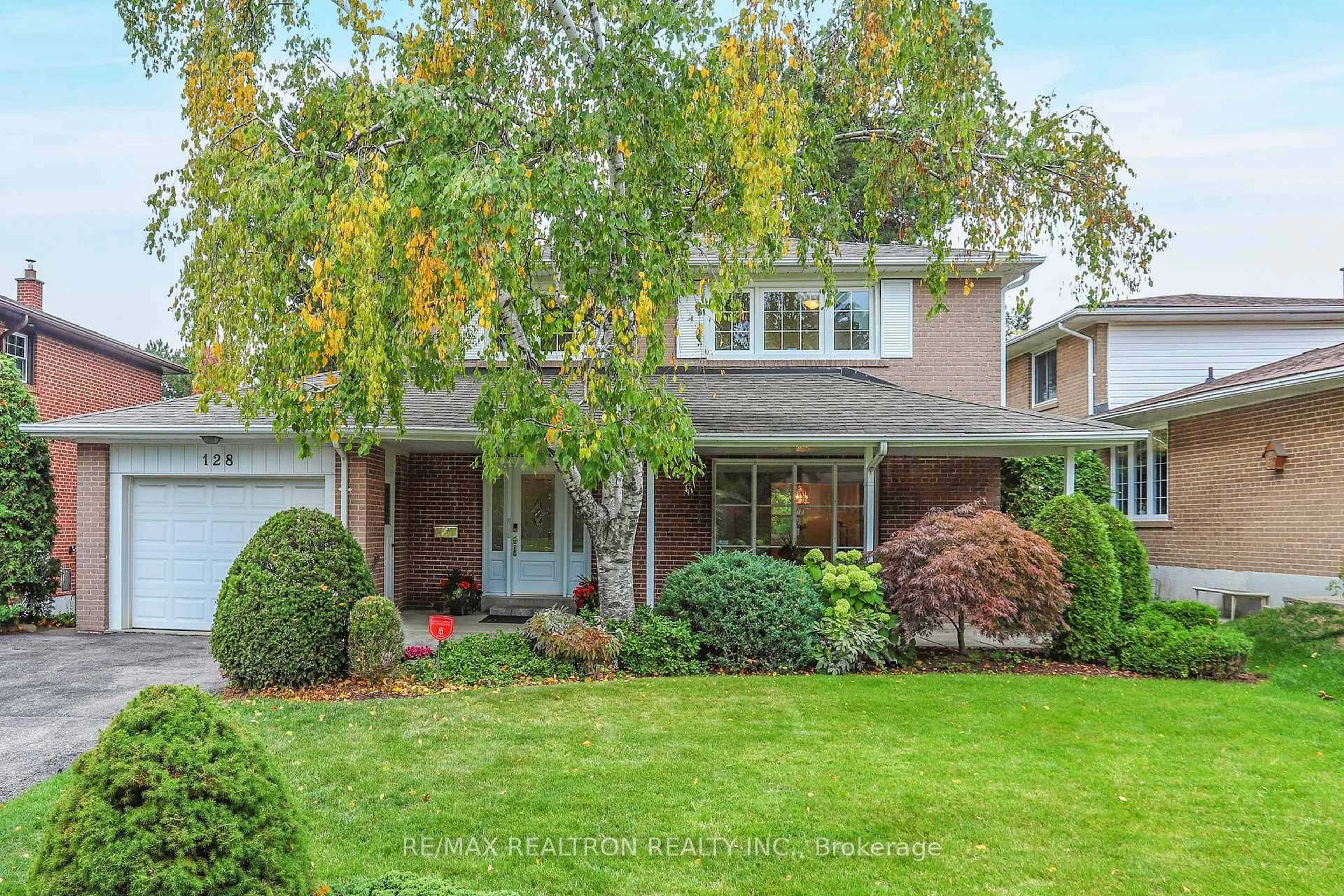 Home with vinyl exterior material, street for 128 Underhill Dr, Toronto Ontario M3A 2K2