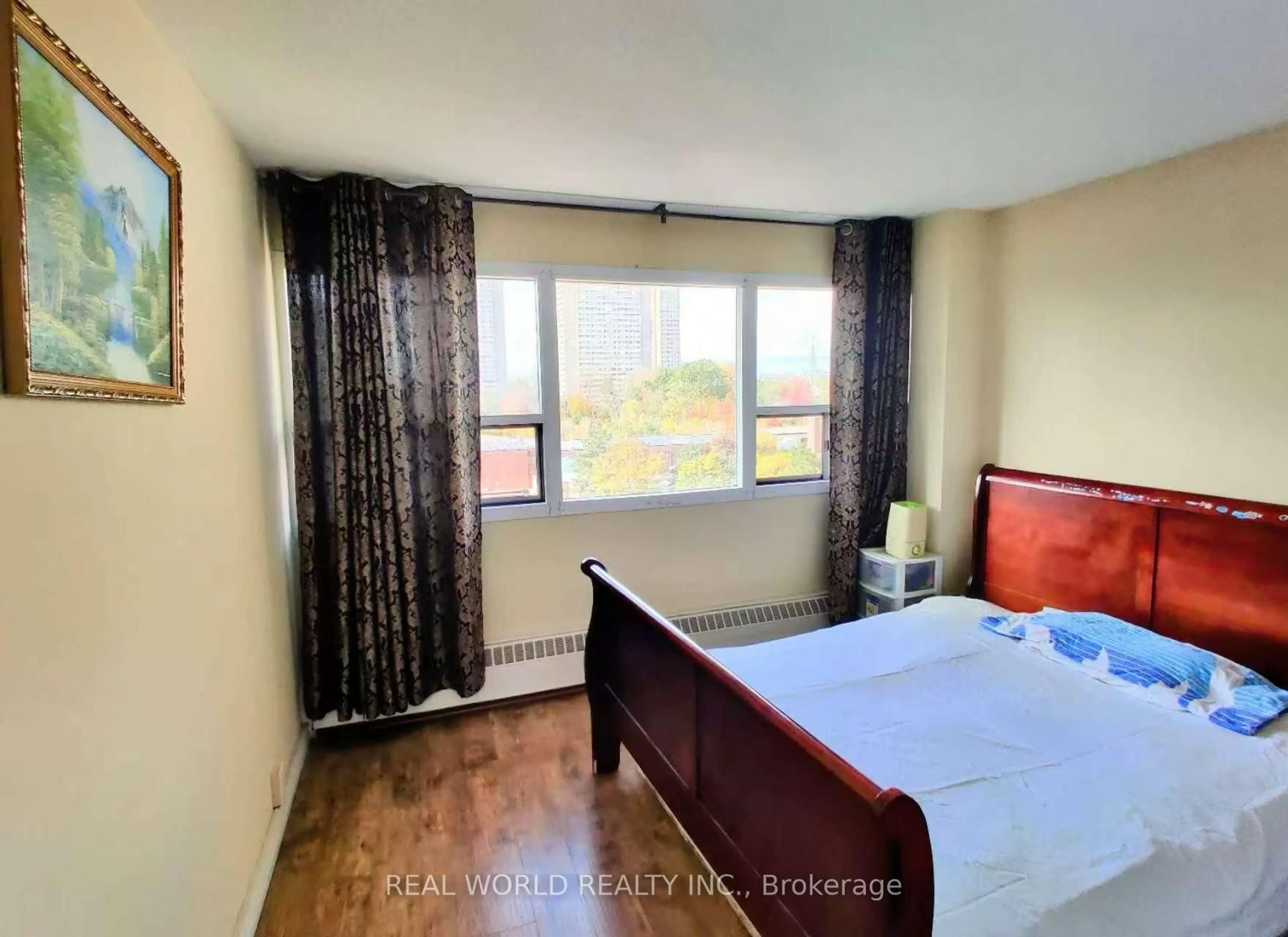 A pic of a room for 100 Leeward Glwy #806, Toronto Ontario M3C 2Z1