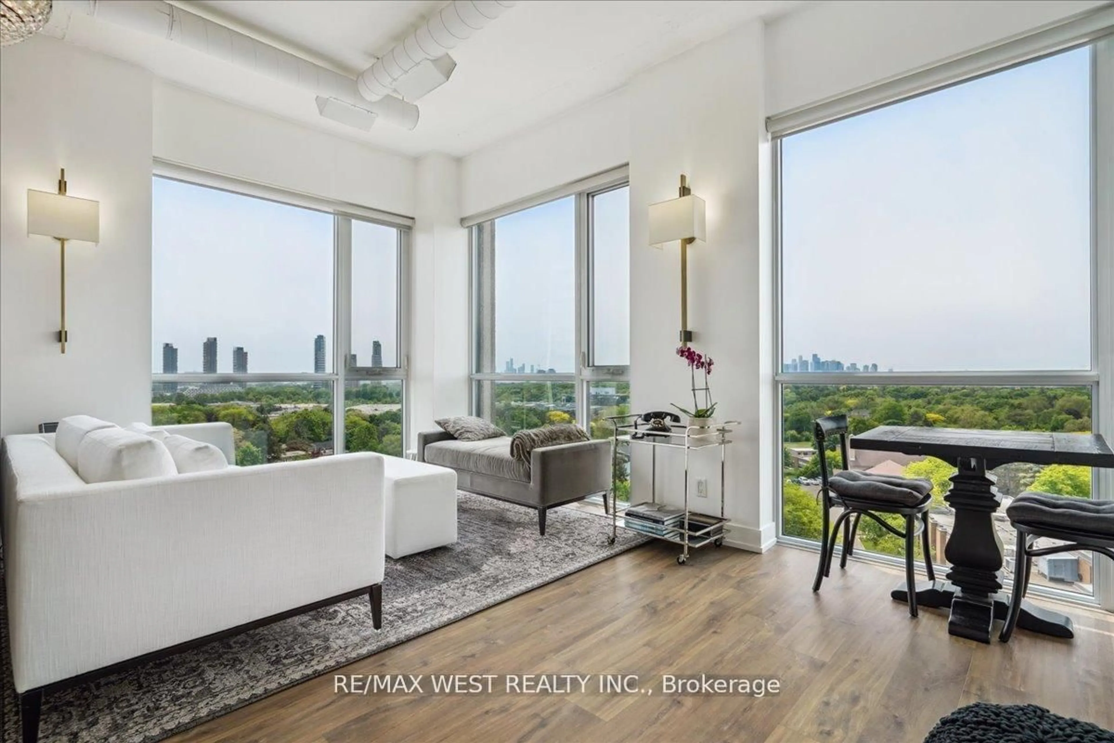 Unknown for 75 The Donway #1010, Toronto Ontario M3C 2E9