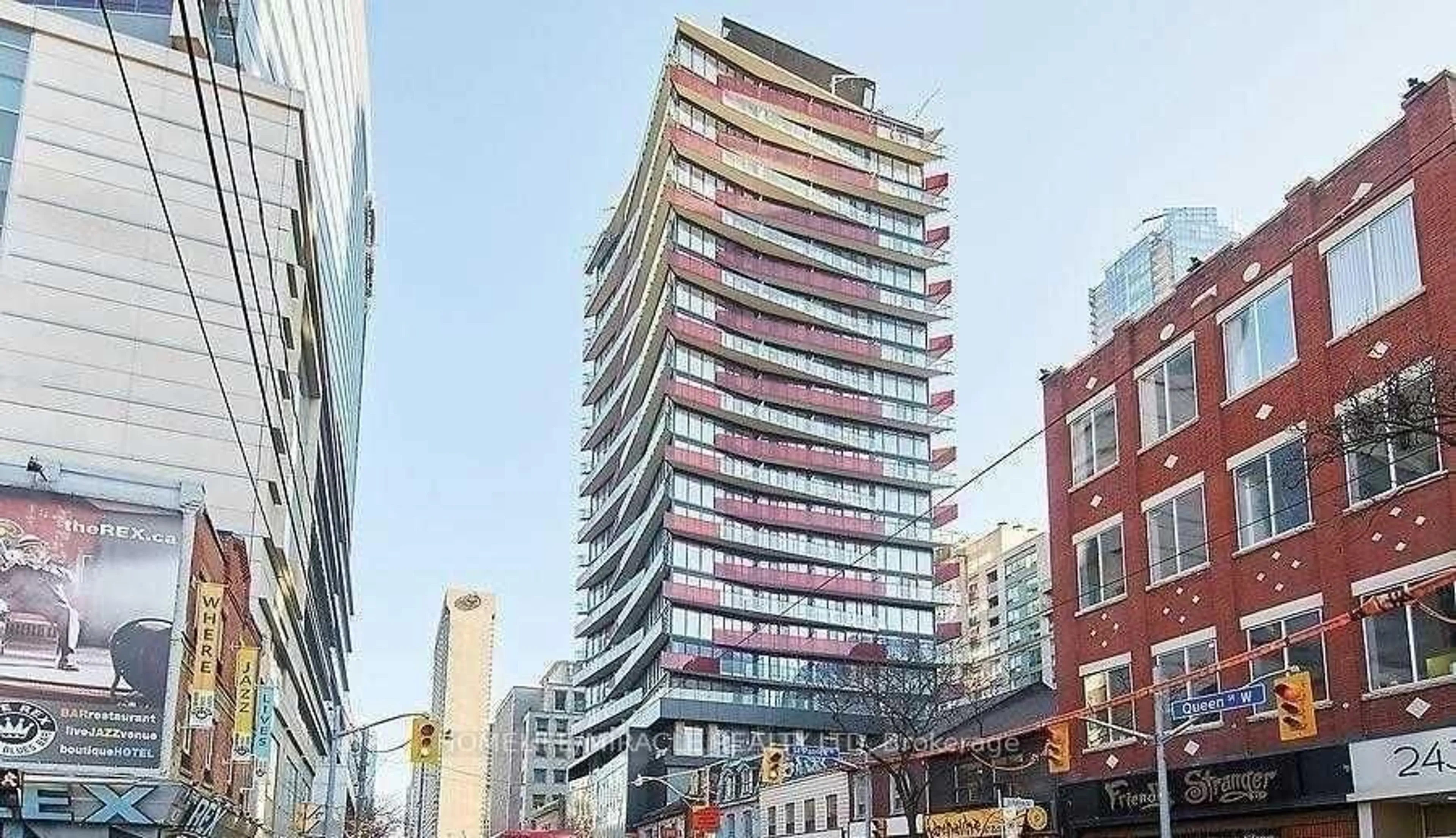 Unknown for 215 Queen St #1810, Toronto Ontario M5A 1S2