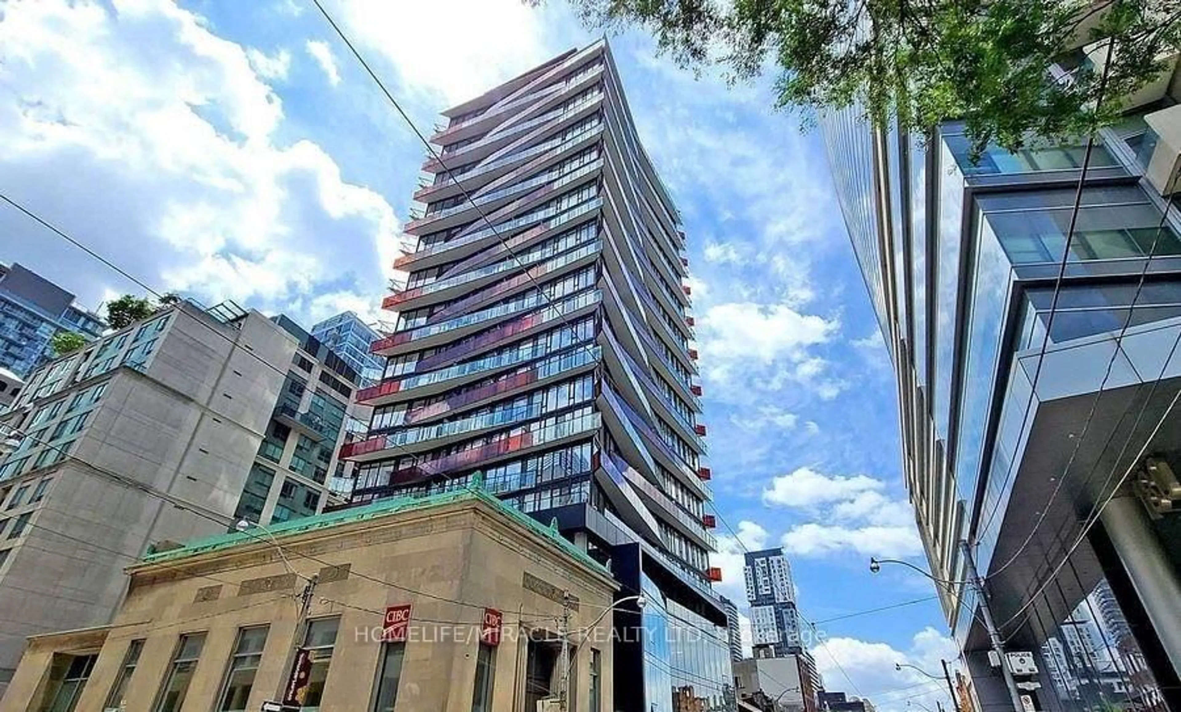 Unknown for 215 Queen St #1810, Toronto Ontario M5A 1S2