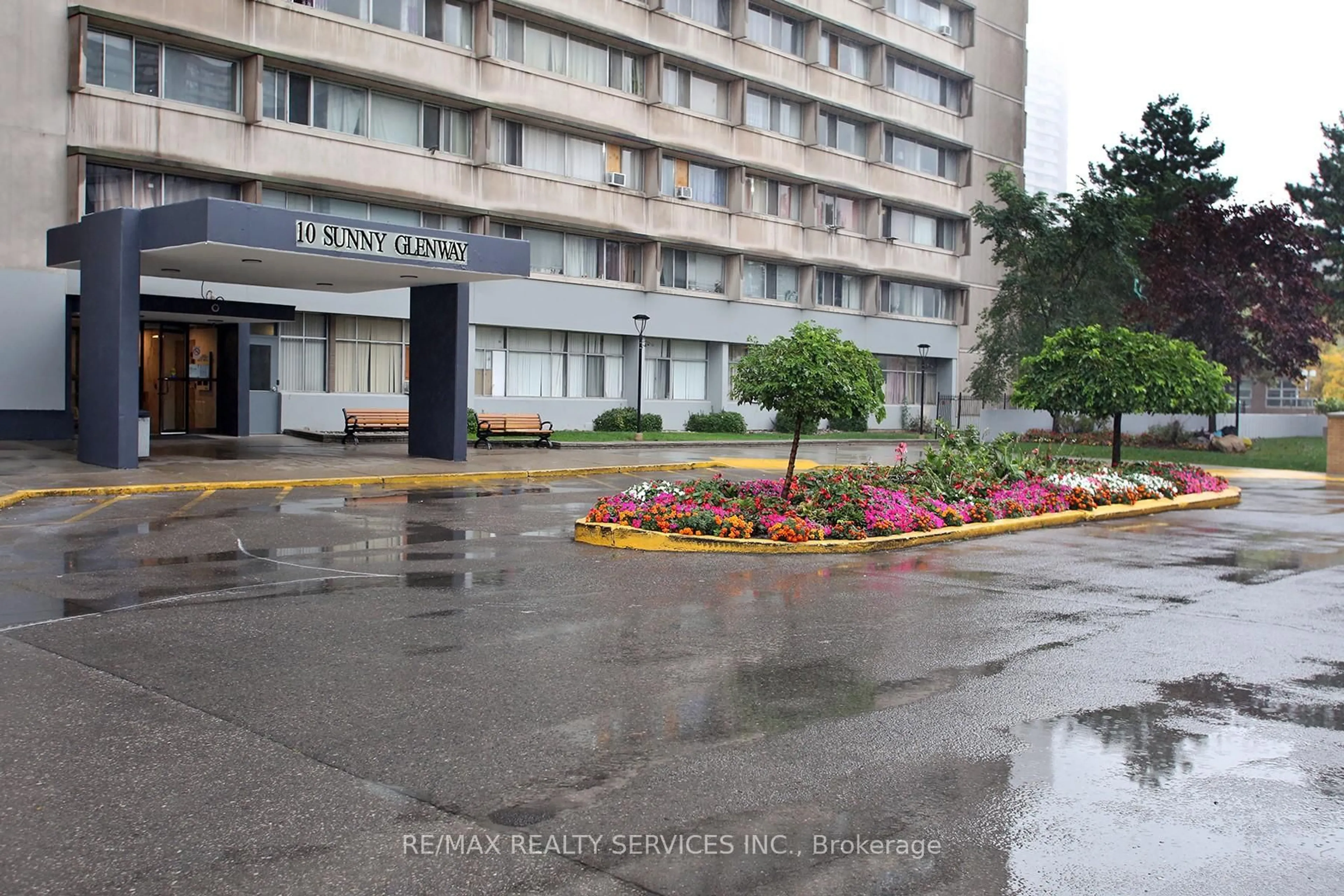 Unknown for 10 Sunny Glen Way #2007, Toronto Ontario M3C 2Z3