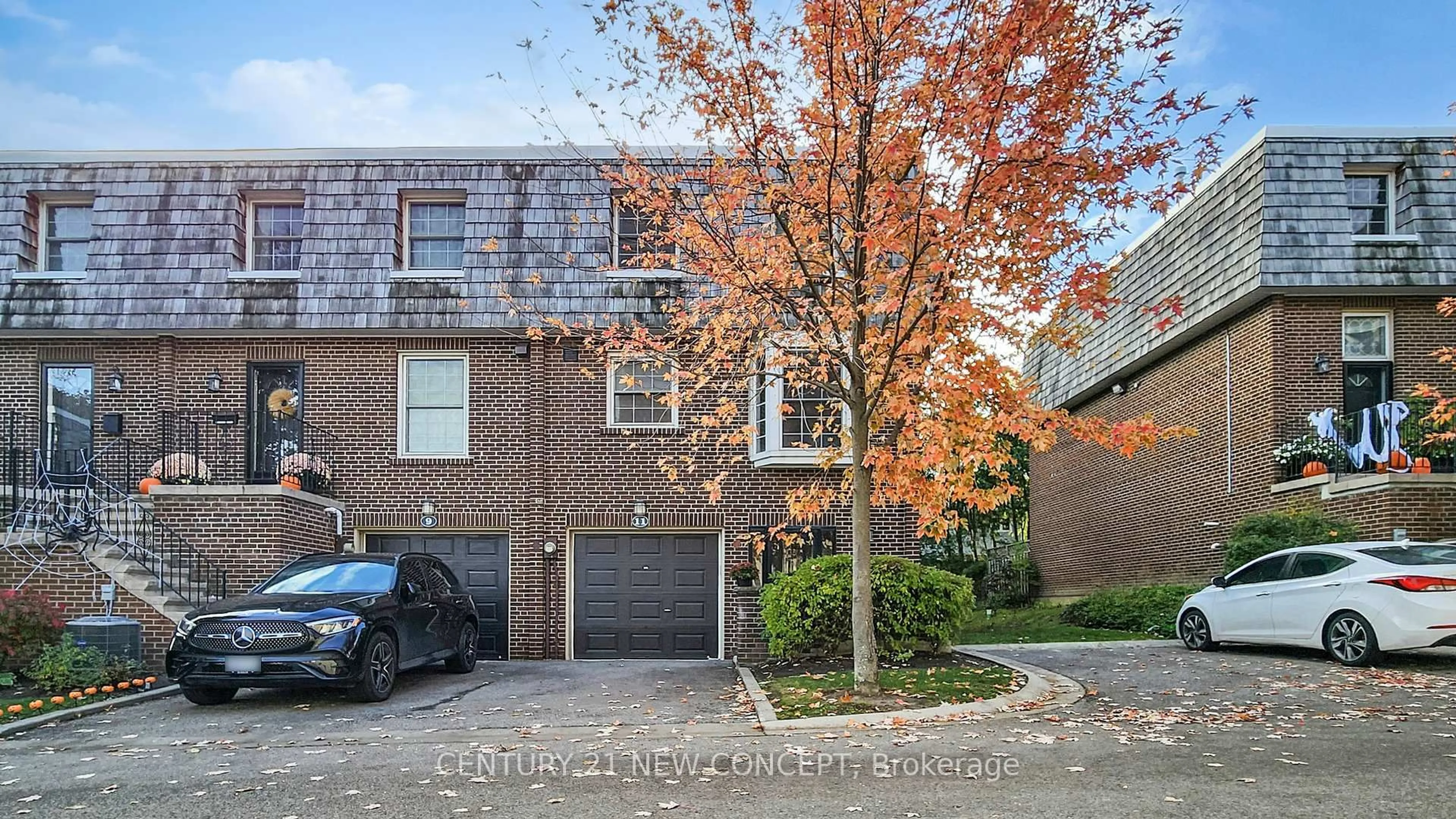 Home with brick exterior material, street for 11 Stonedale Plwy, Toronto Ontario M3B 1W2