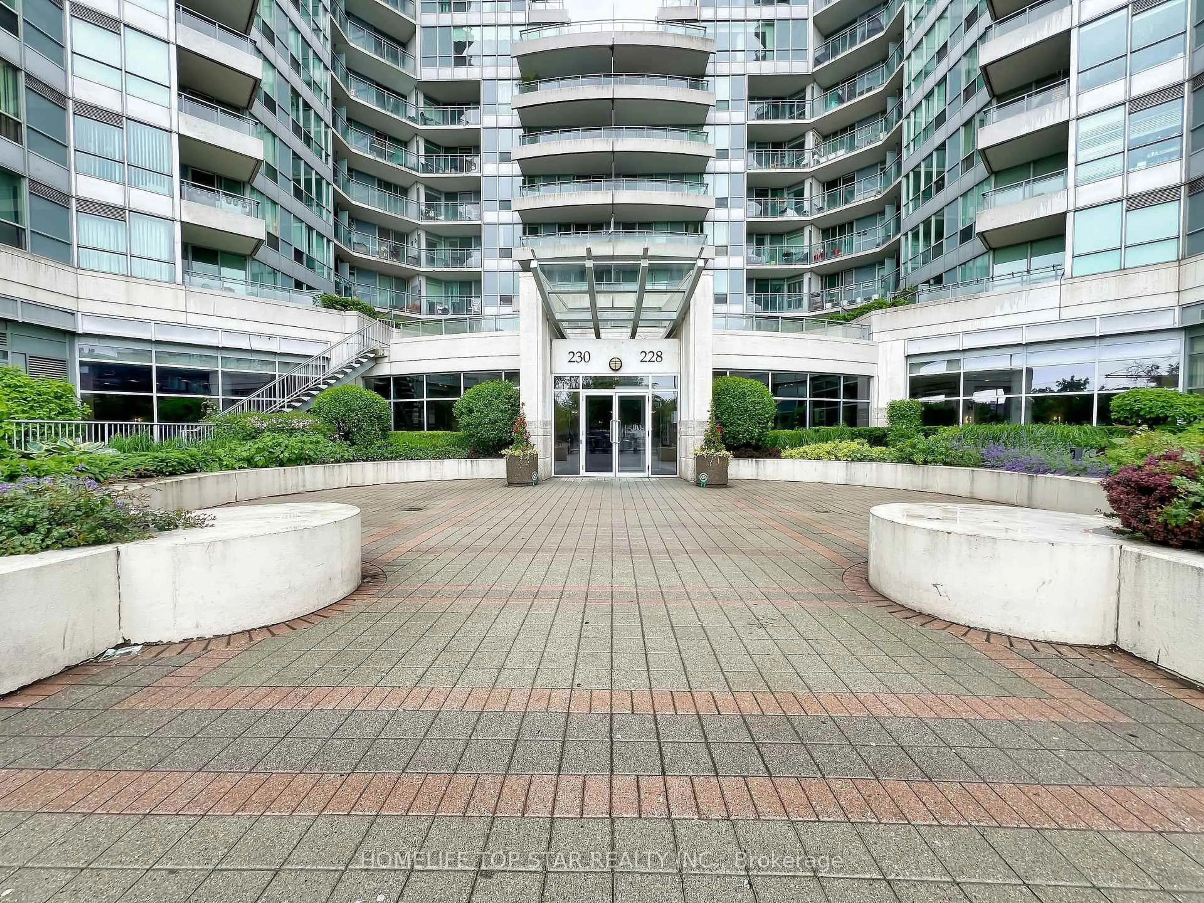 Unknown for 228 Queens Quay #1006, Toronto Ontario M5J 2X1