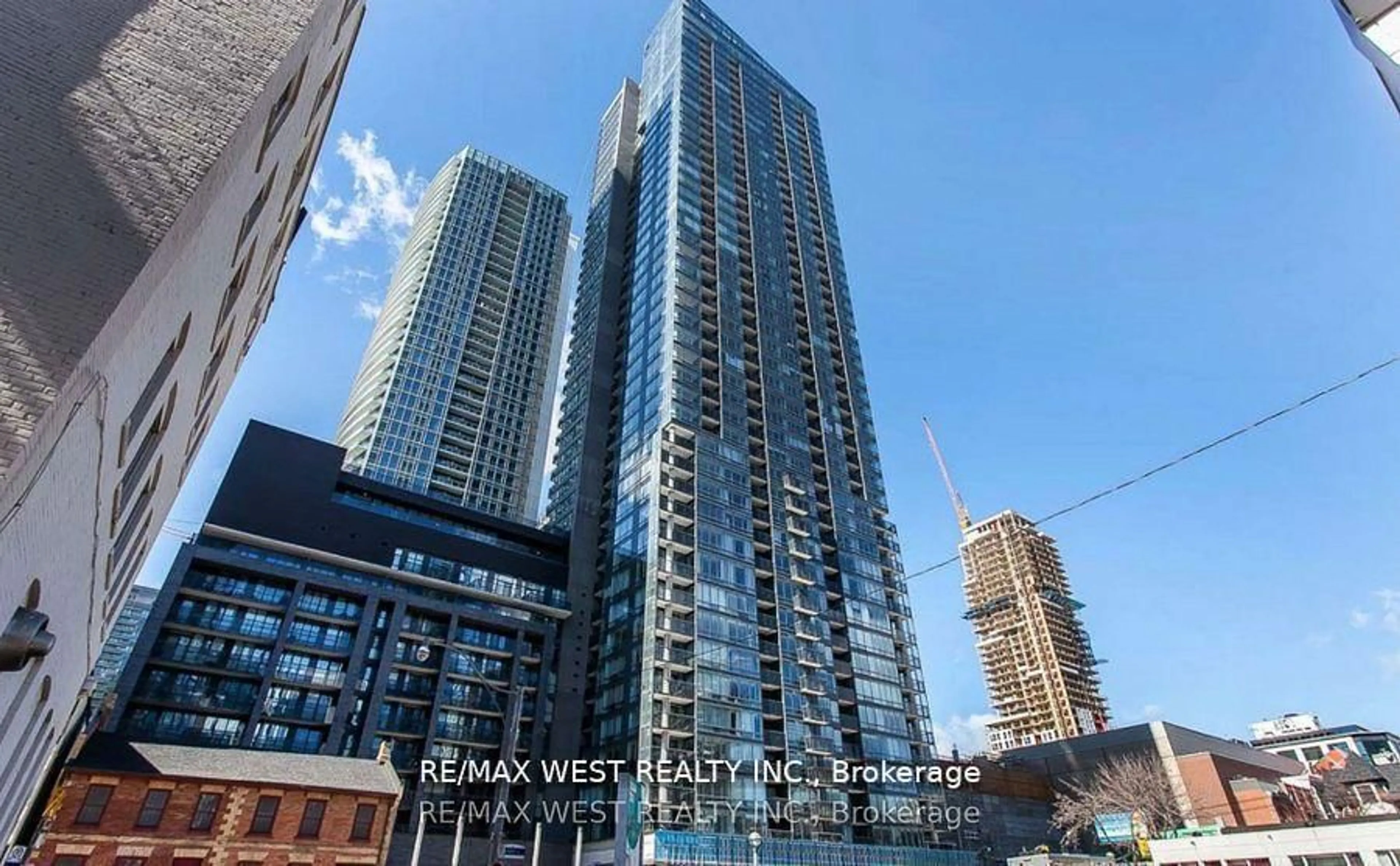 Unknown for 295 Adelaide St #802, Toronto Ontario M5V 0L4