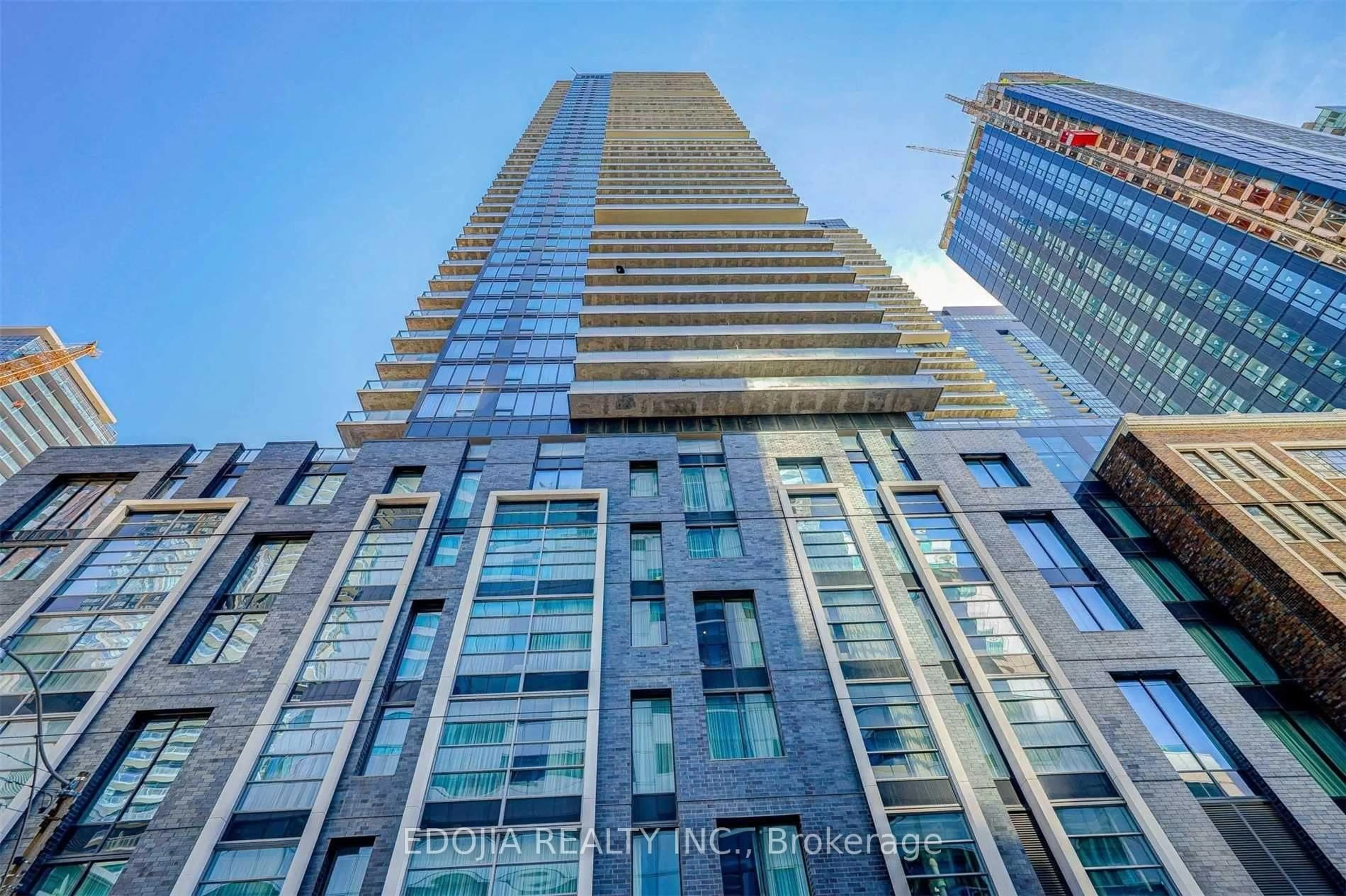 A pic from outside/outdoor area/front of a property/back of a property/a pic from drone, city buildings view from balcony for 125 Blue Jays Way #3508, Toronto Ontario M5V 0N5