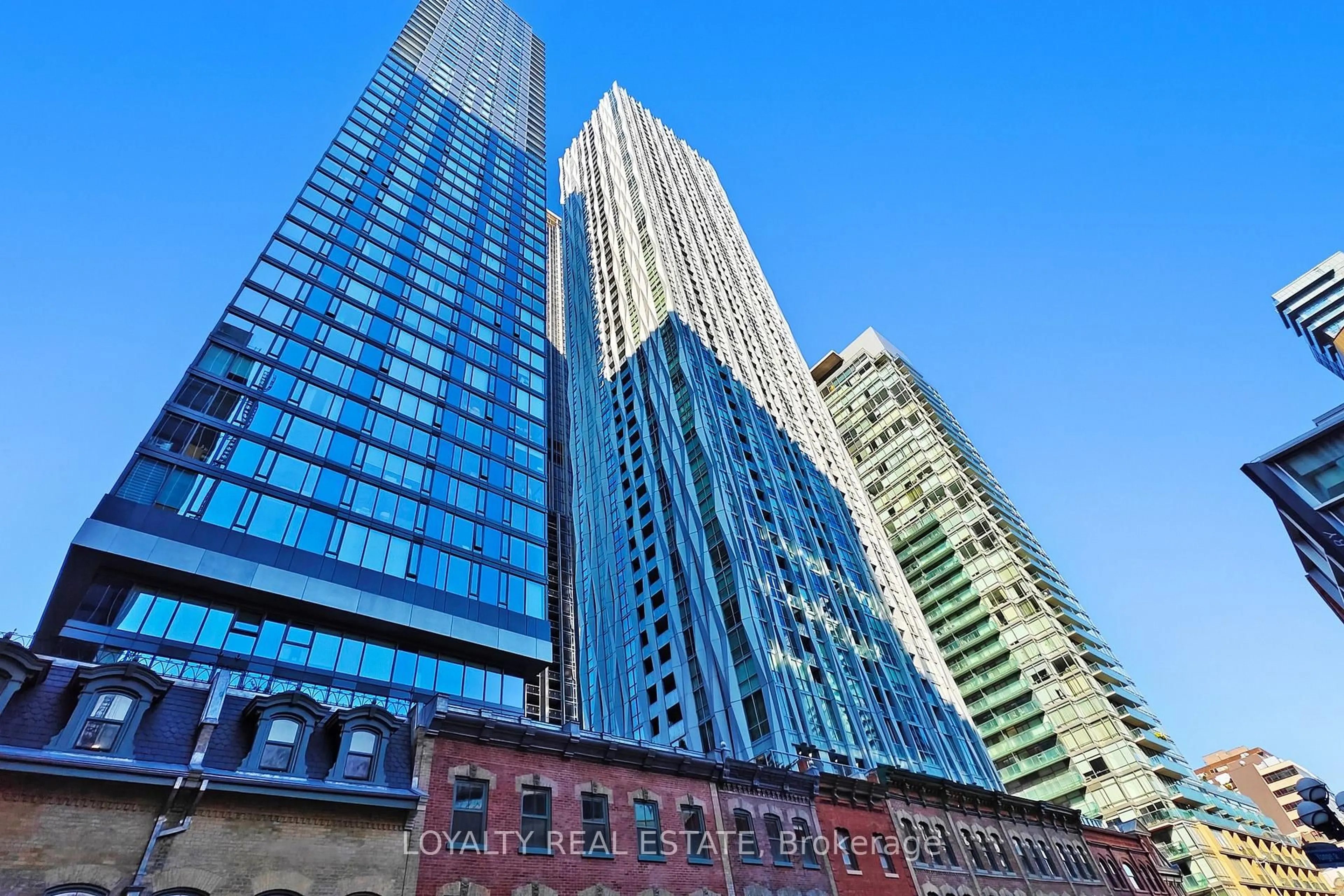 Unknown for 1 Yorkville Ave #5005, Toronto Ontario M4W 0B1