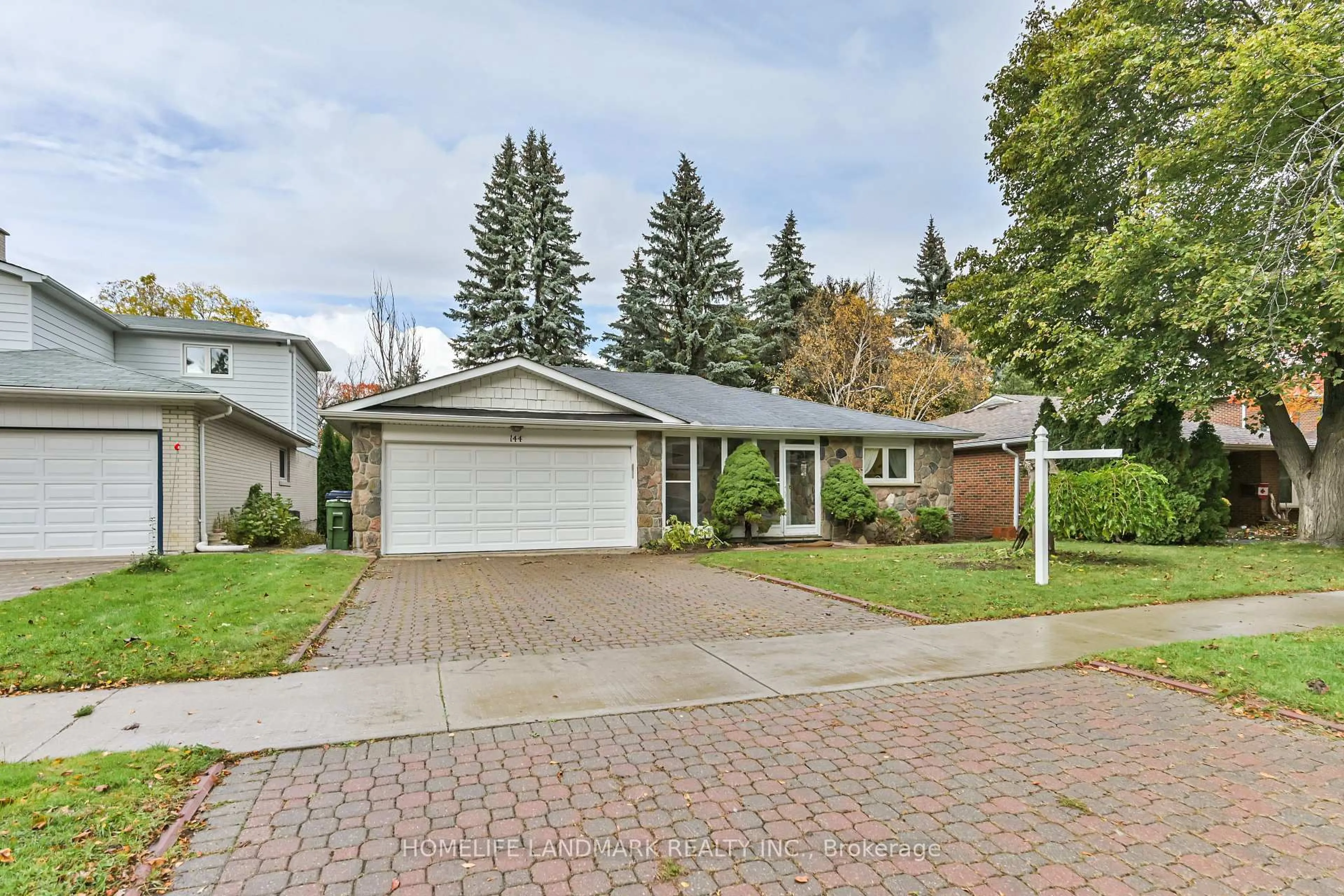 Unknown for 144 Clansman Blvd, Toronto Ontario M2H 1Y1