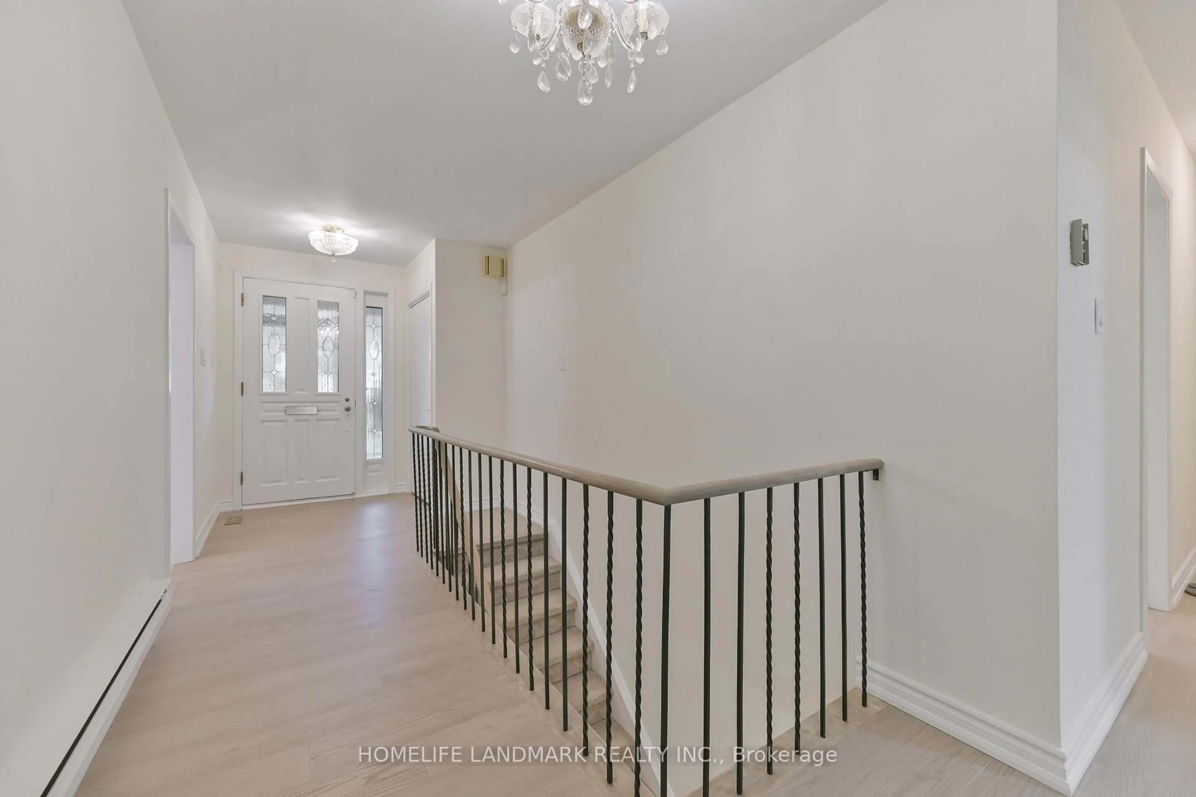 Unknown for 144 Clansman Blvd, Toronto Ontario M2H 1Y1