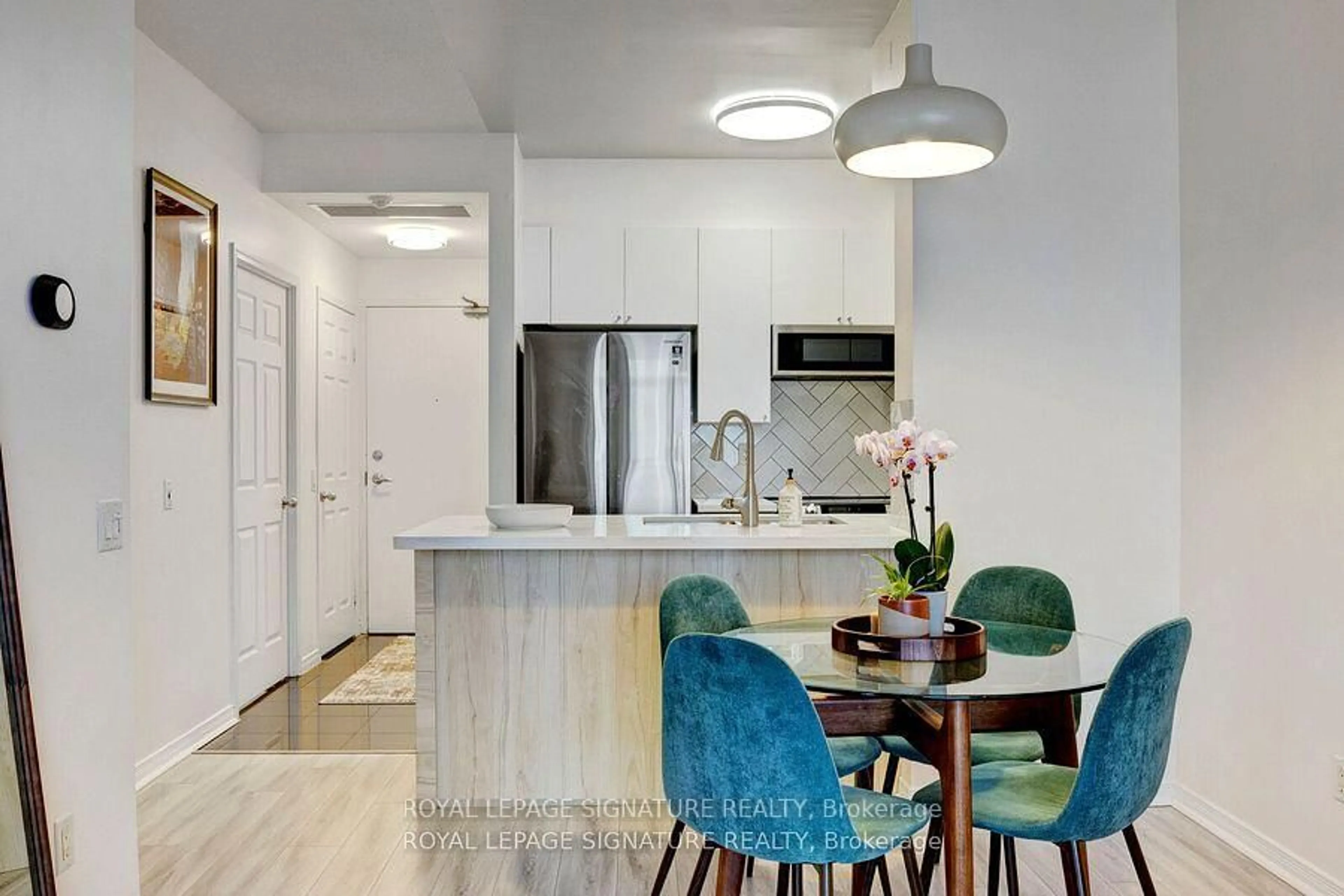 Open concept kitchen, unknown for 155 Beecroft Rd #PH212, Toronto Ontario M2N 7C6