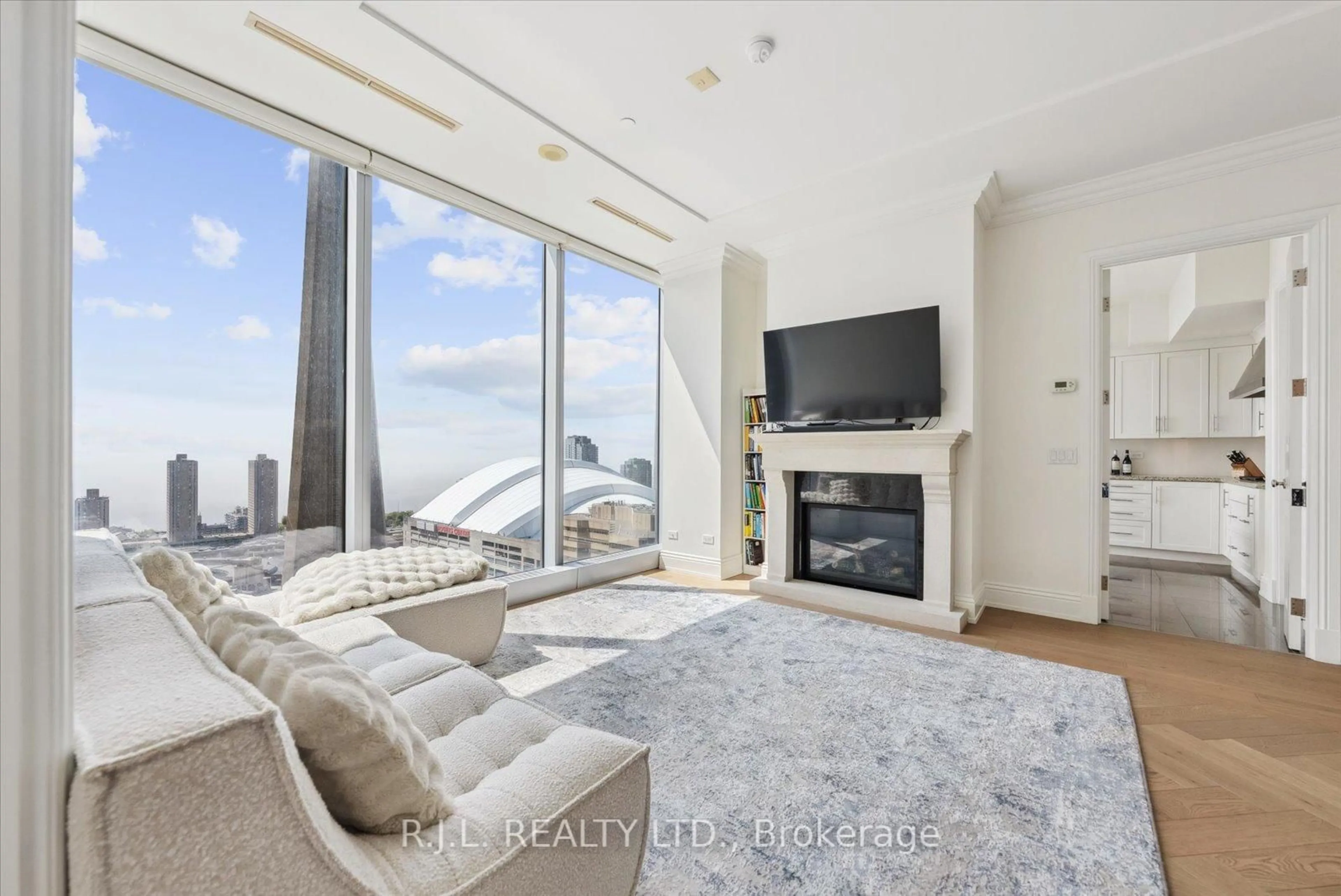 Living room with furniture, unknown for 183 Wellington St #2505, Toronto Ontario M5V 0A1