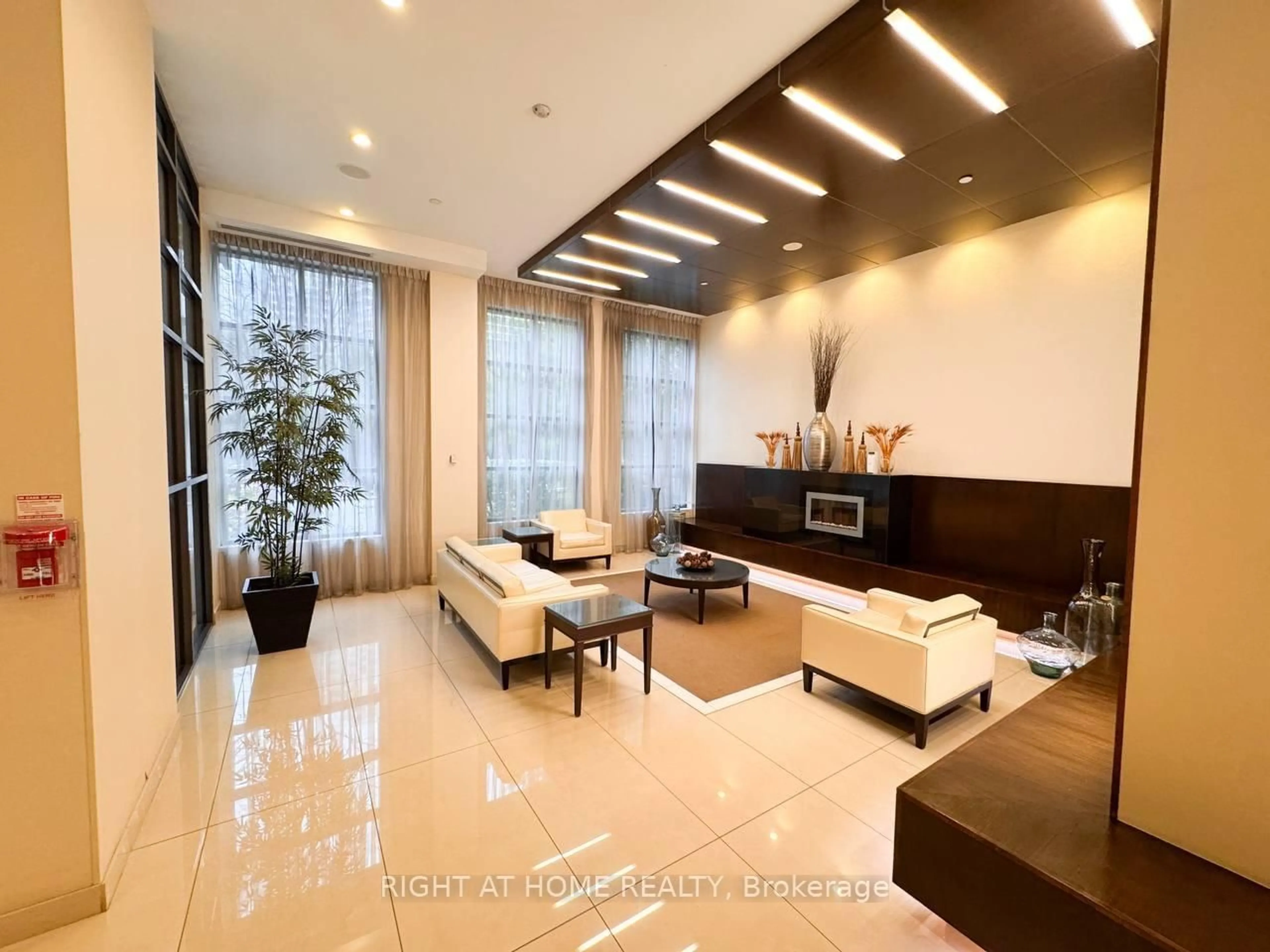 Lobby for 500 Doris Ave #2329, Toronto Ontario M2N 0C1