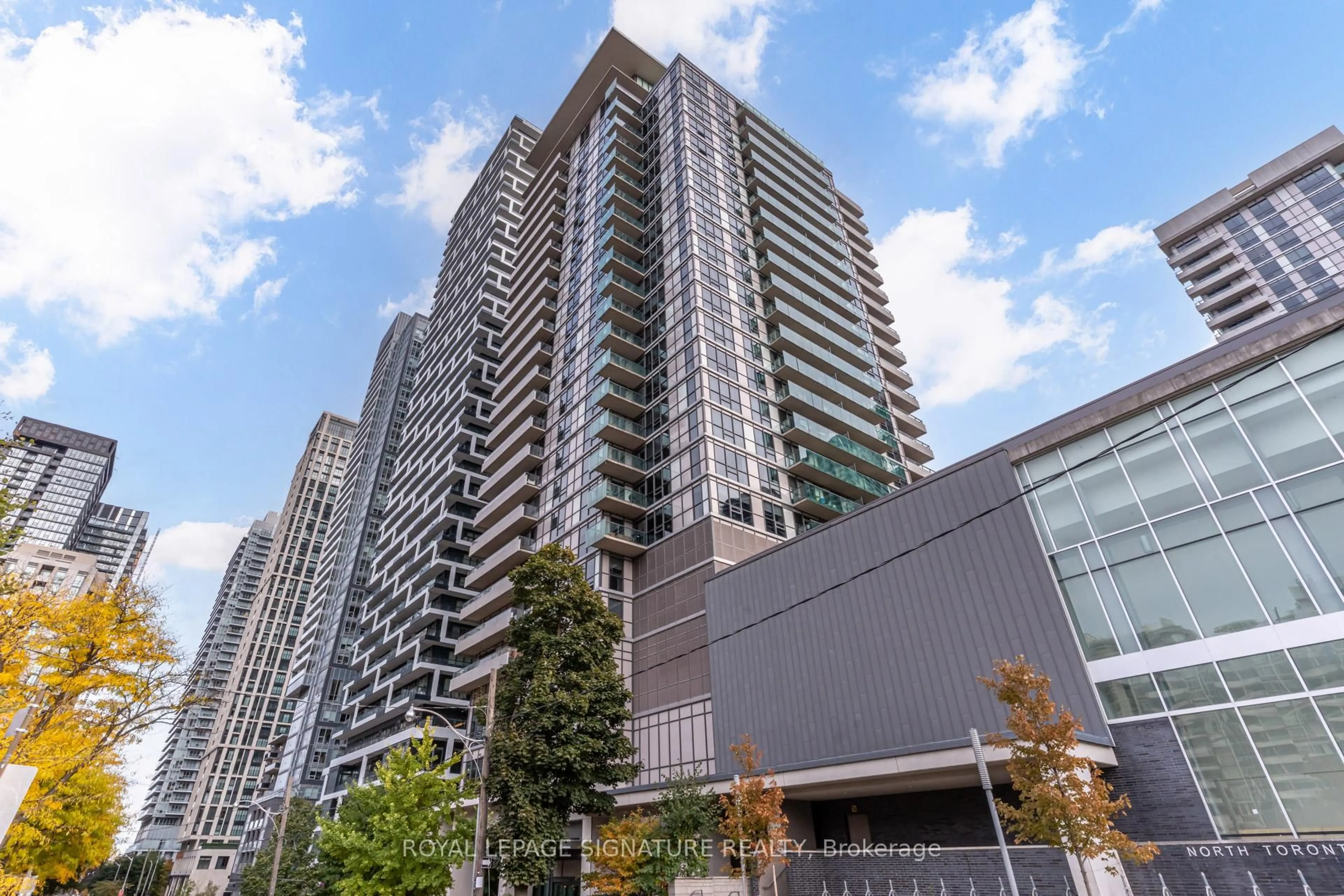 Unknown for 25 Broadway Ave #1303, Toronto Ontario M4P 1T7
