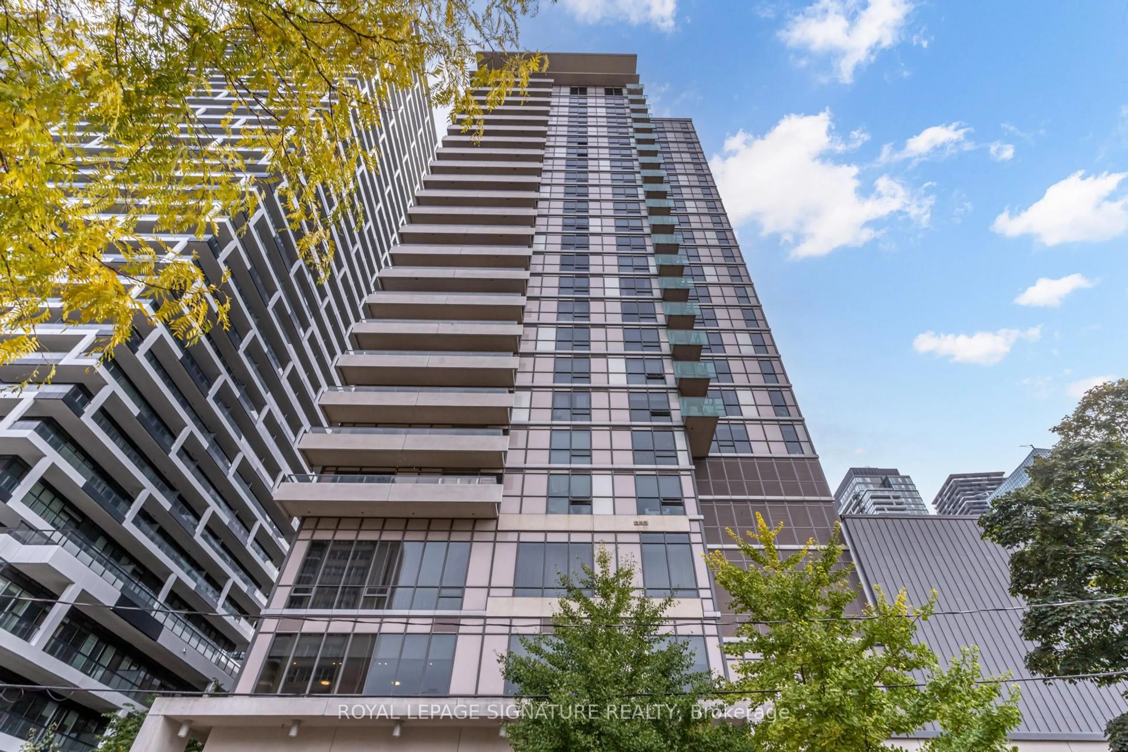 A pic from outside/outdoor area/front of a property/back of a property/a pic from drone, city buildings view from balcony for 25 Broadway Ave #1303, Toronto Ontario M4P 1T7