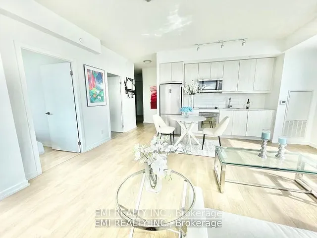 36 Forest Manor Rd #405, Toronto 2