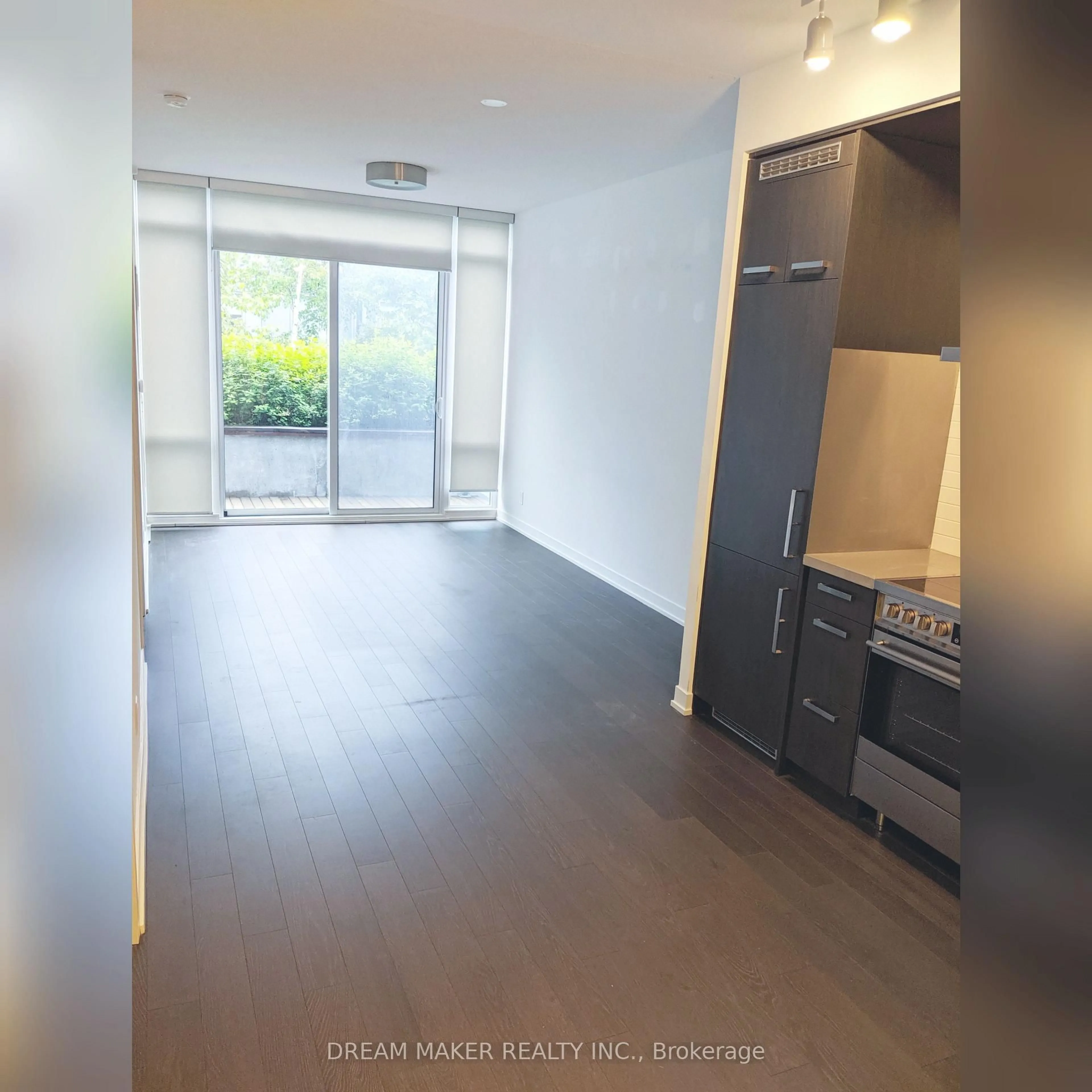 Unknown for 455 Front St #4, Toronto Ontario M5A 0G2