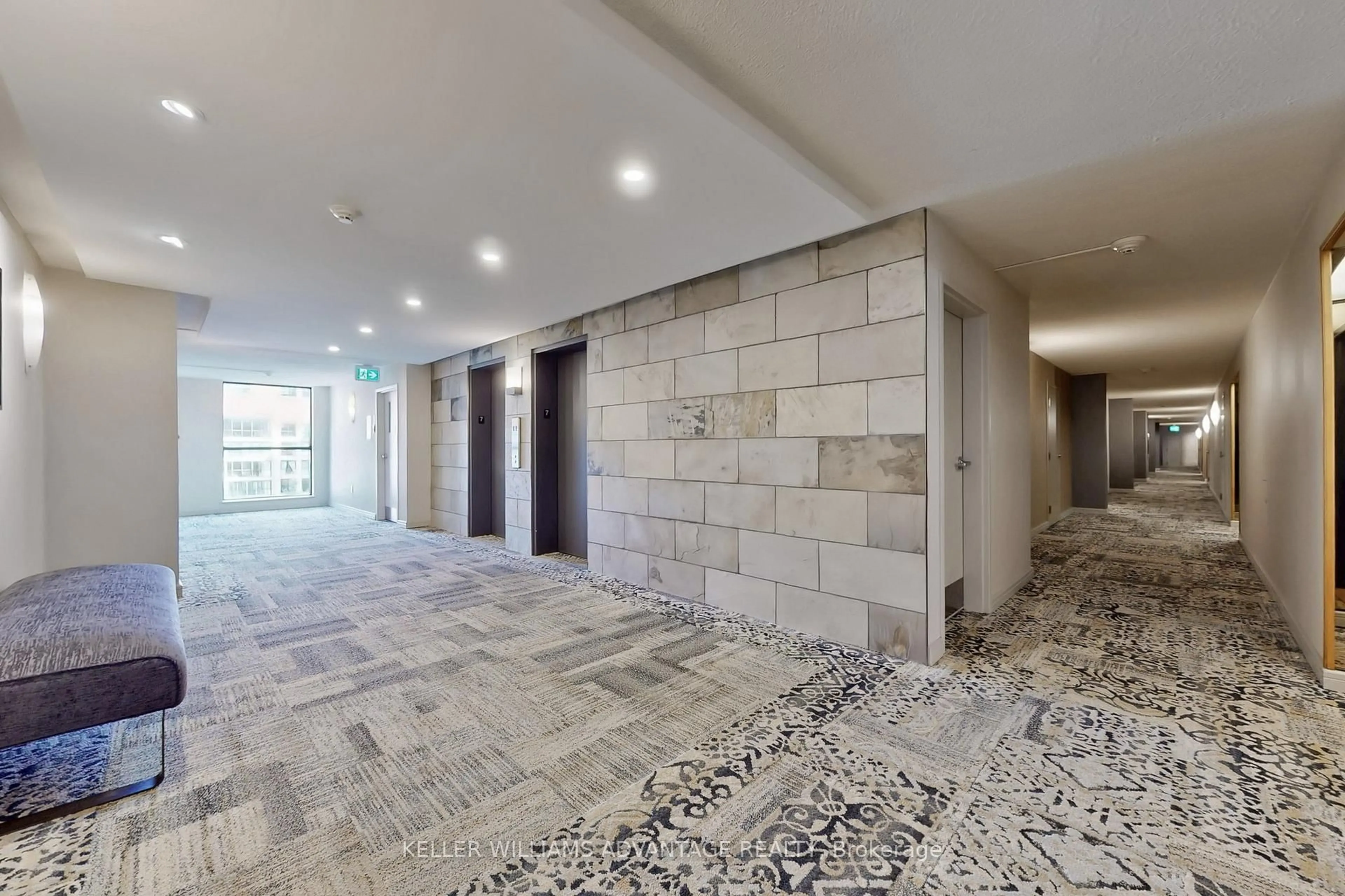 Indoor foyer for 35 Church St #713, Toronto Ontario M5E 1T3