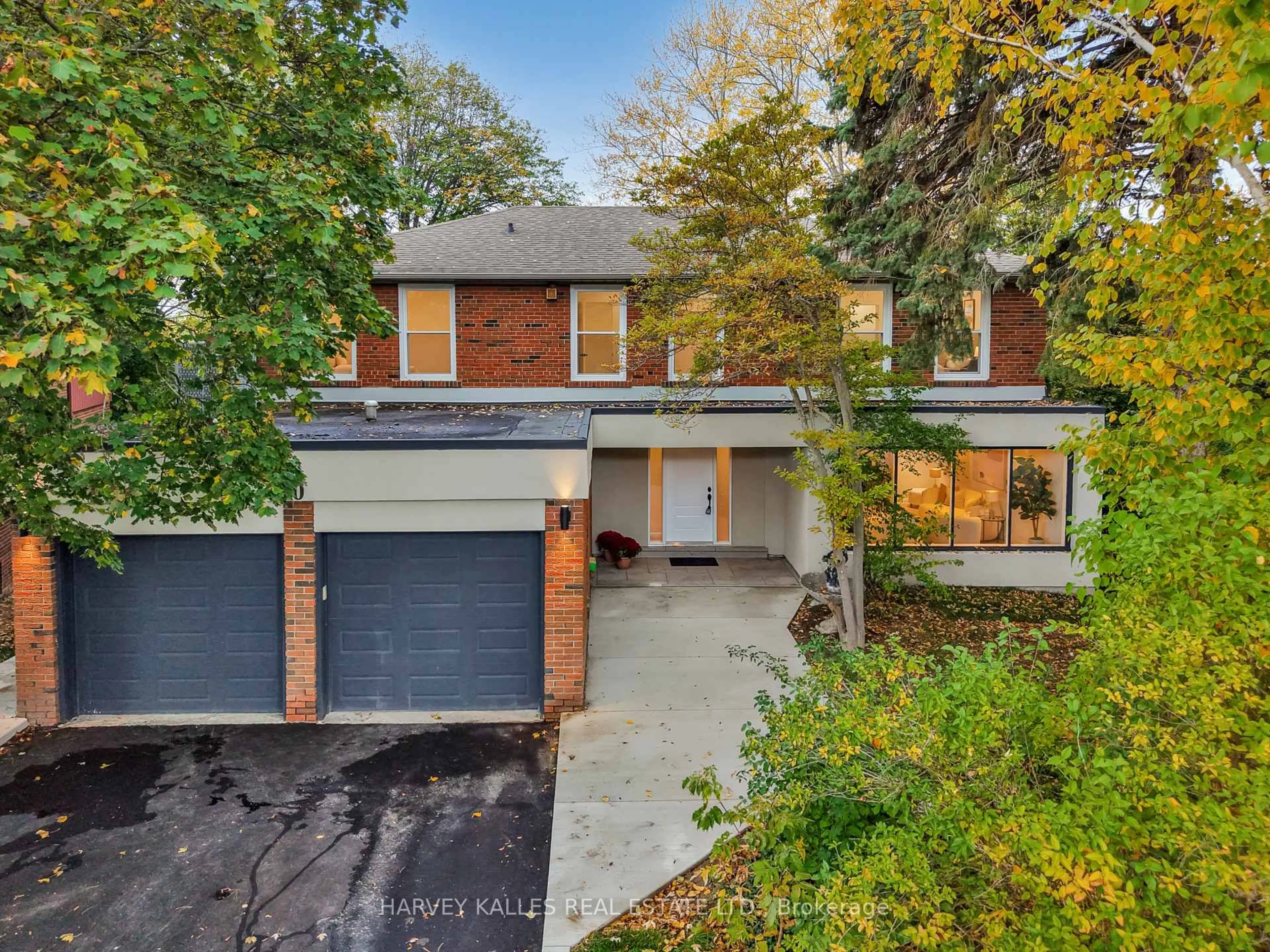 Home with brick exterior material, street for 40 Rondeau Dr, Toronto Ontario M2H 1R7