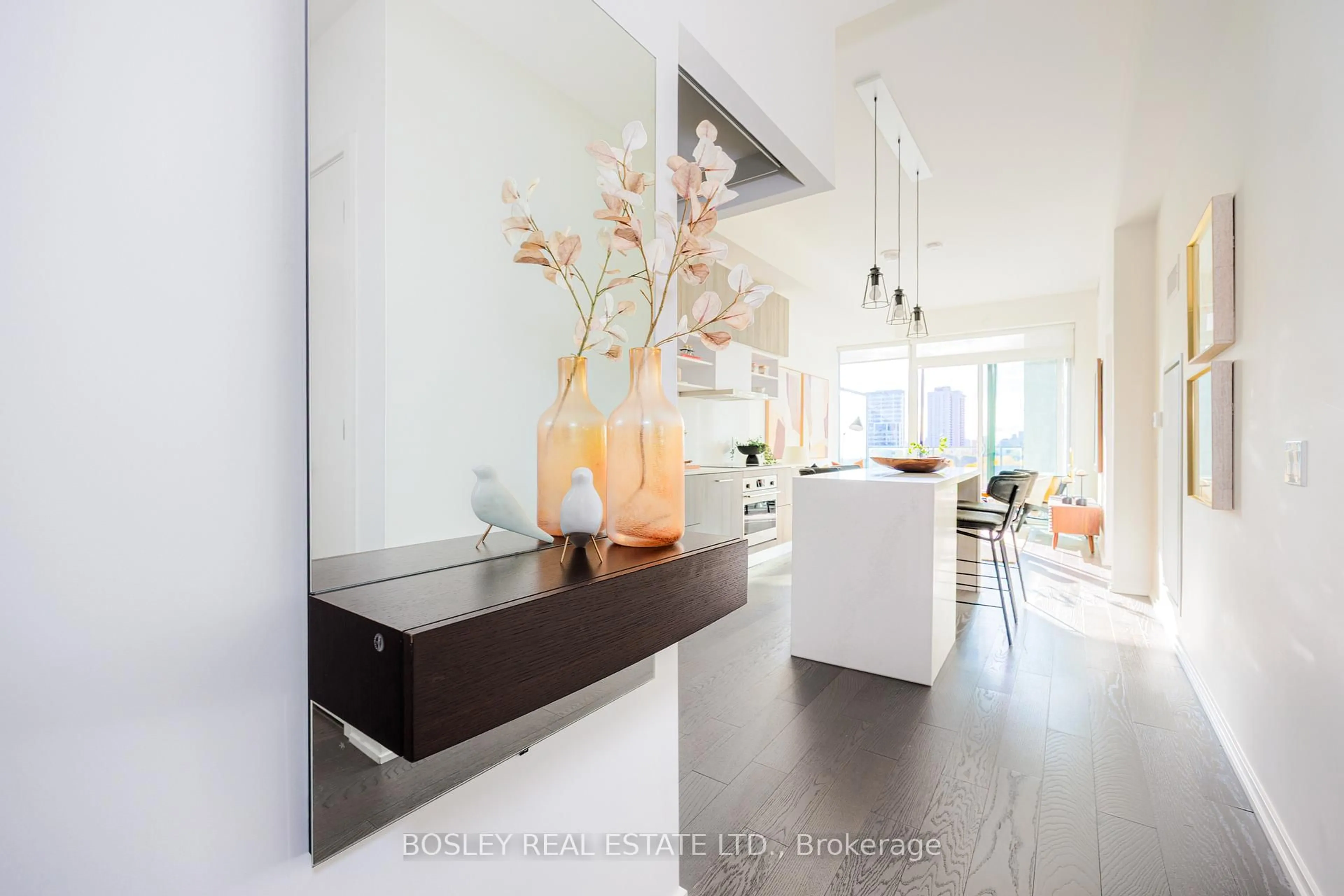 Contemporary kitchen, unknown for 8 Hillsdale Ave #932, Toronto Ontario M4S 0B2