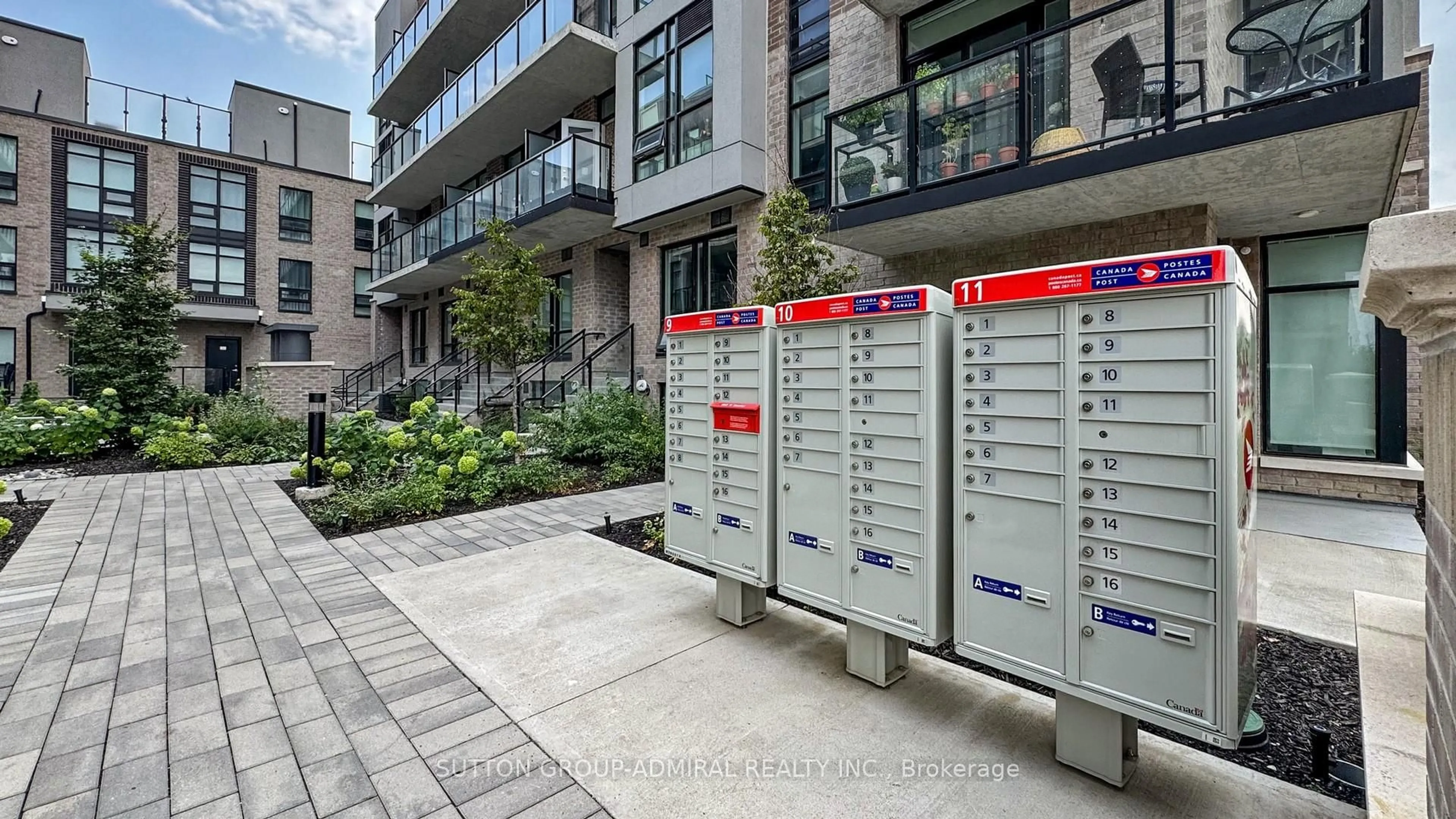 Unknown for 851 Sheppard Ave #TH20, Toronto Ontario M3H 0G2