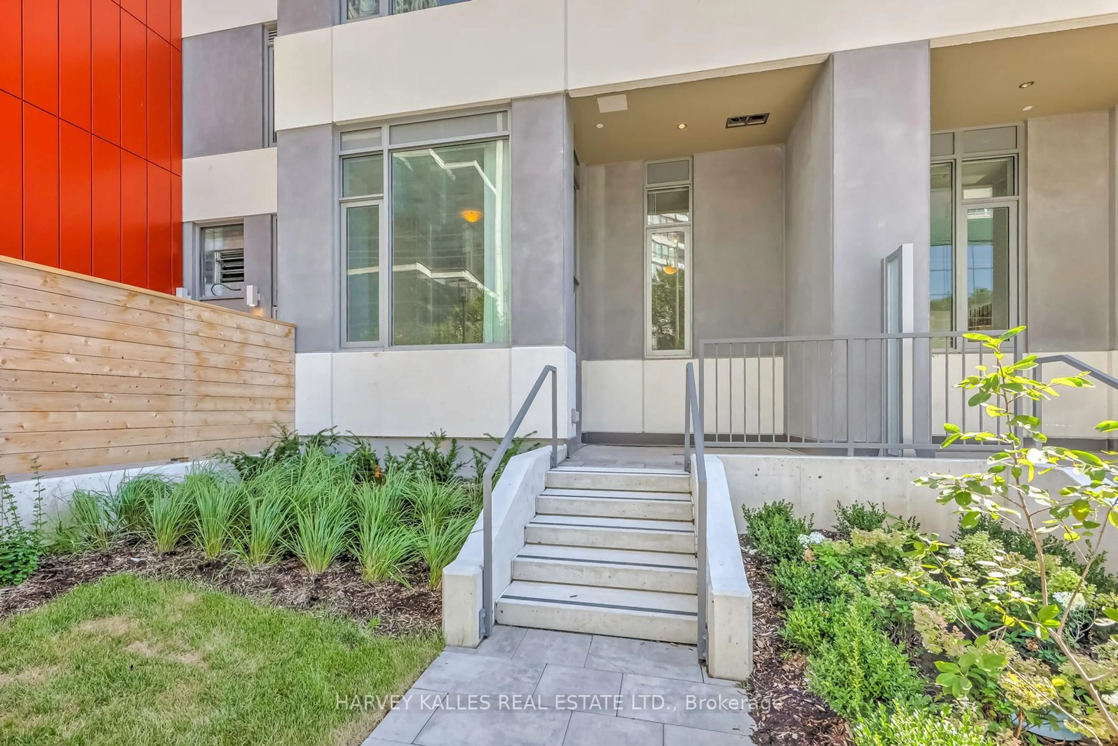Unknown for 25 Holly St #TH110, Toronto Ontario M4S 0E3