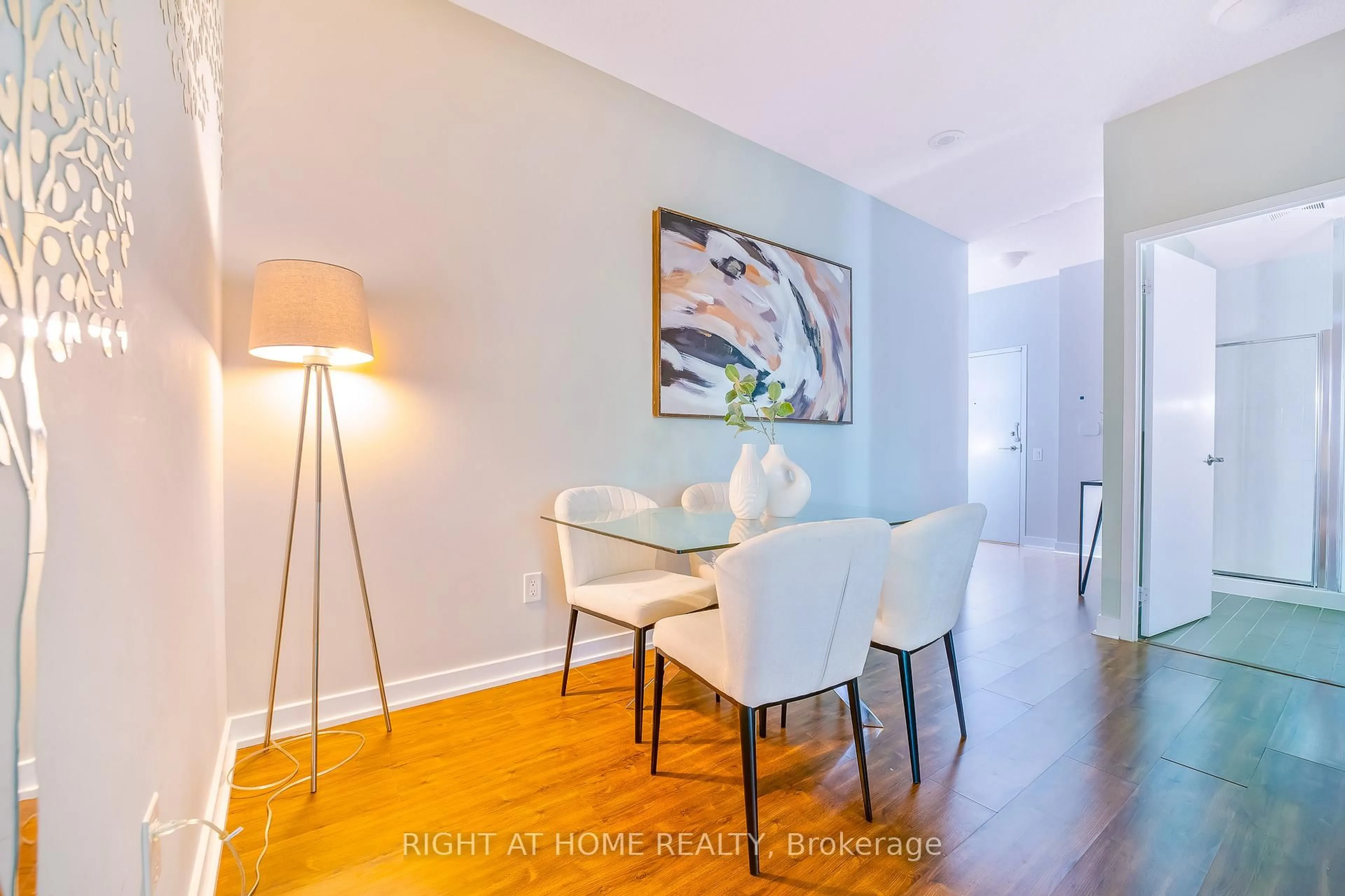 Dining room, wood/laminate floor for 33 Singer Crt #2902, Toronto Ontario M2K 0B4