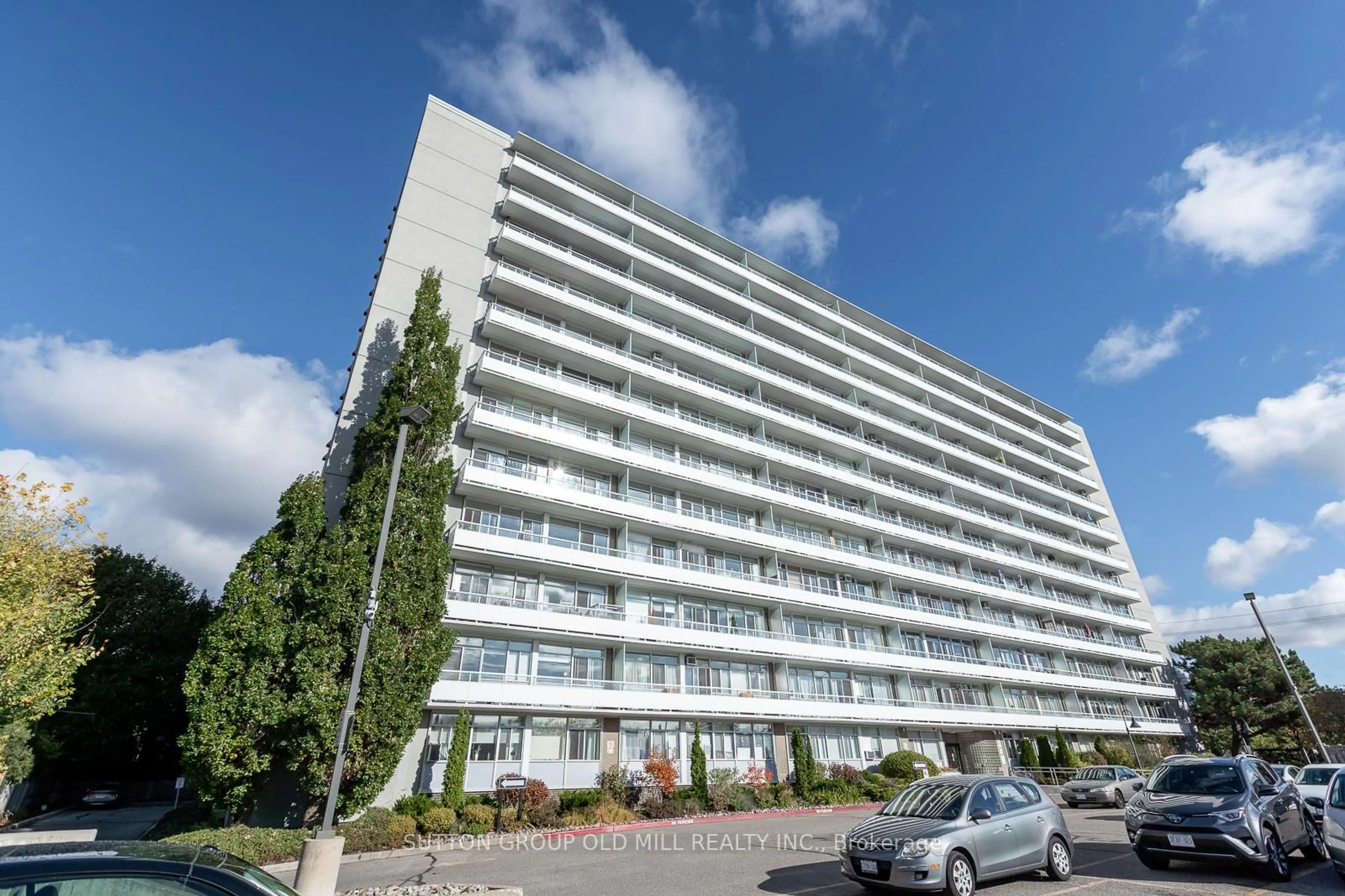 Unknown for 580 Christie St #612, Toronto Ontario M6G 3E3