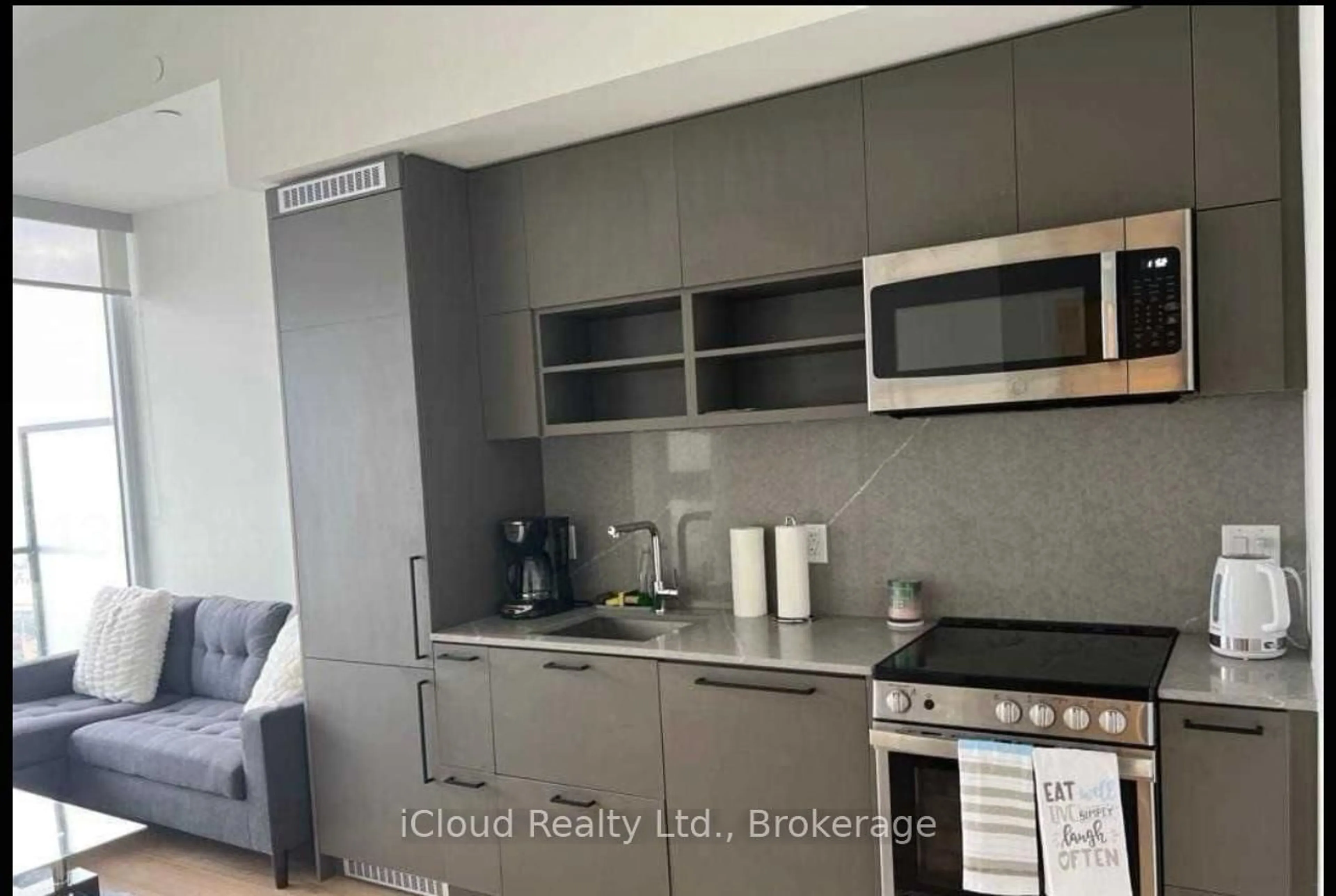Standard kitchen, unknown for 135 E Liberty ST St #LP10, Toronto Ontario M6K 0G7