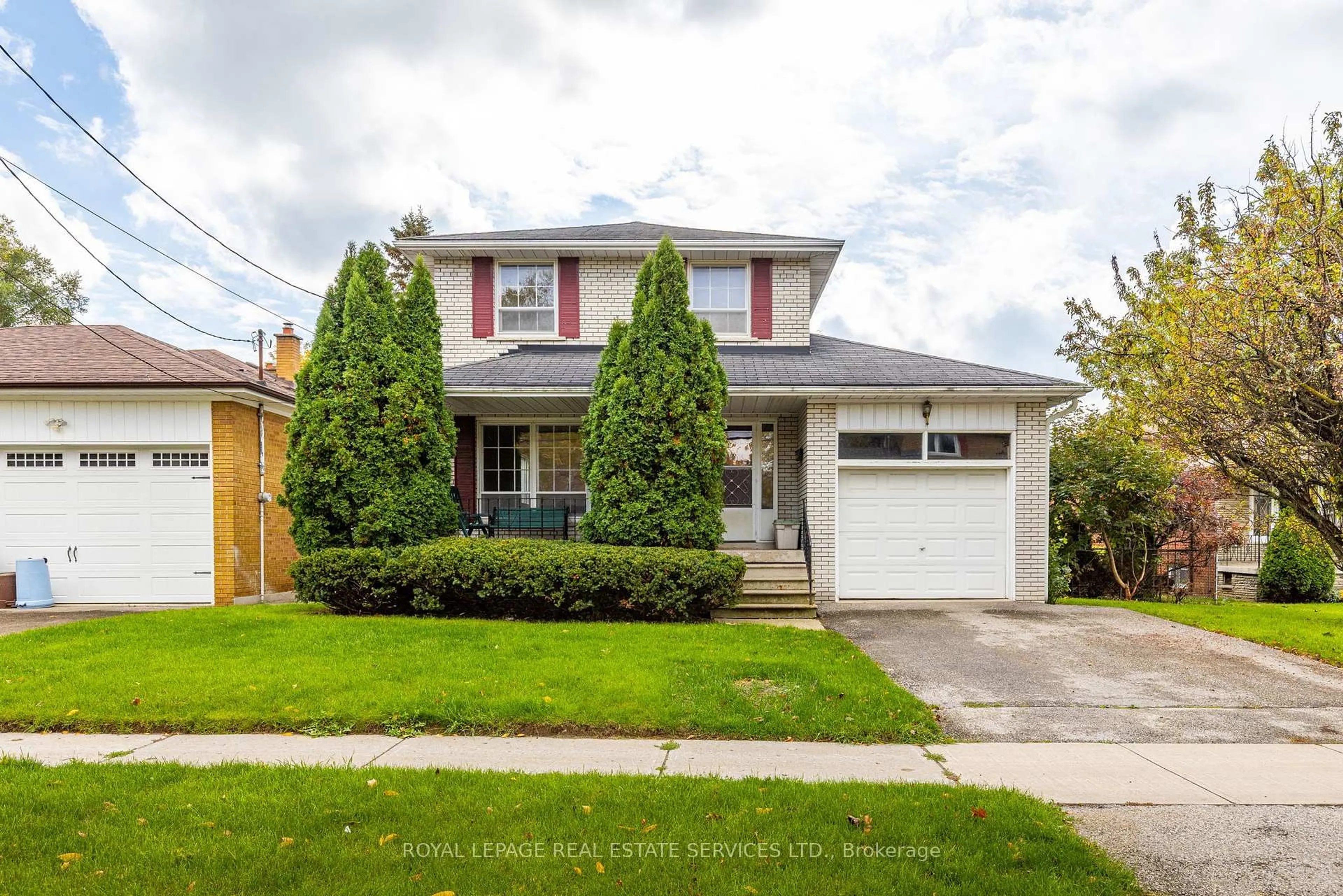 Home with brick exterior material, street for 29 Doverwood Crt, Toronto Ontario M2M 2G6