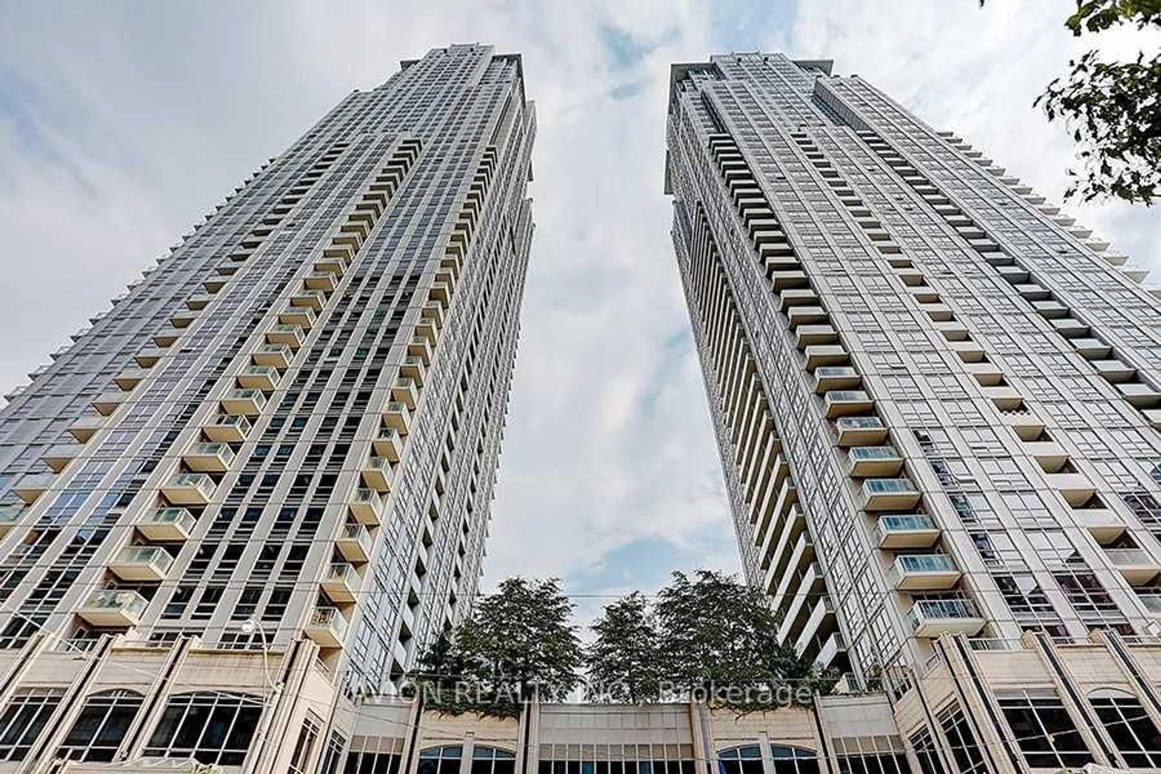Unknown for 761 Bay St #2610, Toronto Ontario M5G 2R2