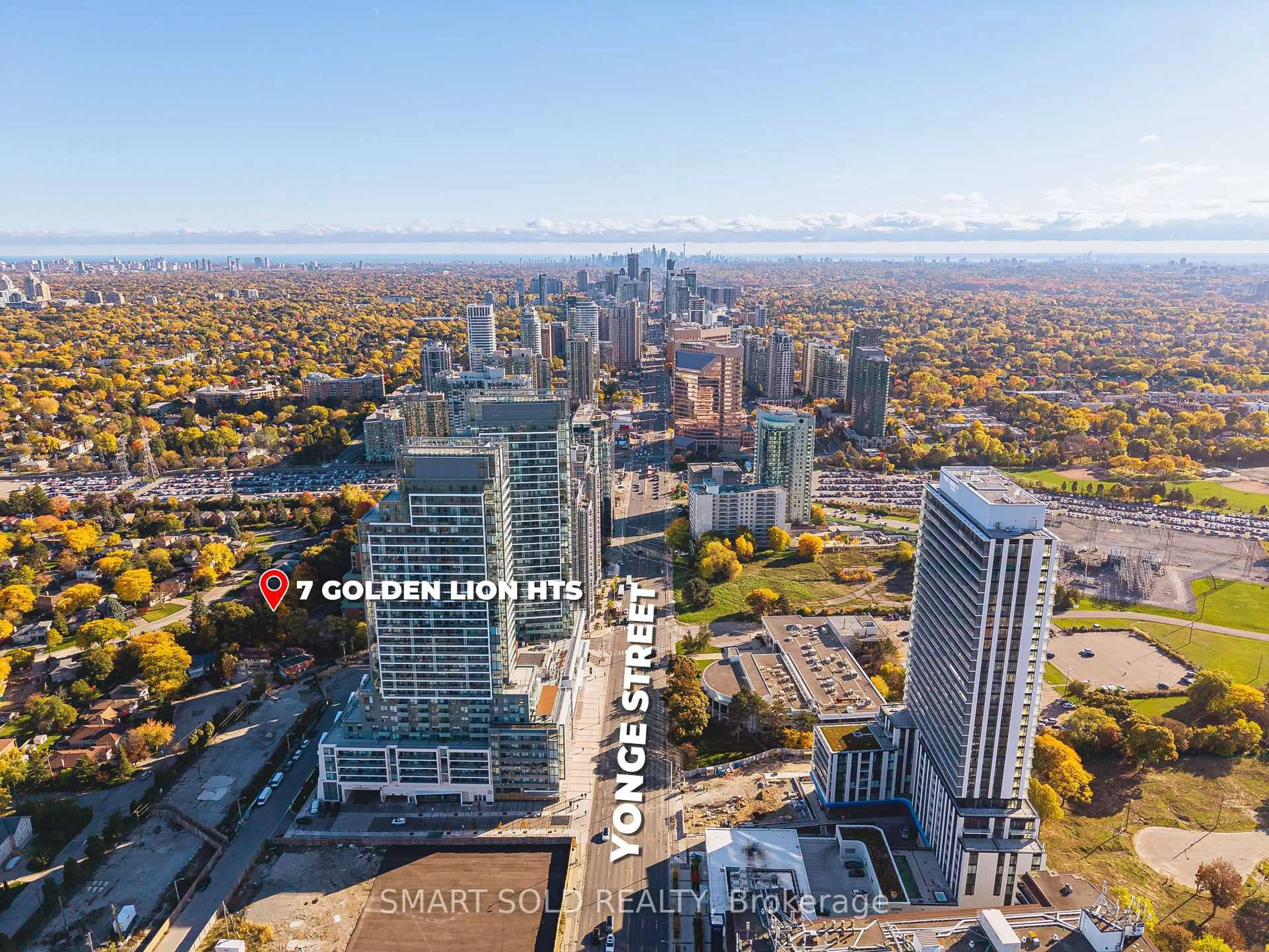 A pic from outside/outdoor area/front of a property/back of a property/a pic from drone, city buildings view from balcony for 7 Golden Lion Hts #N2005, Toronto Ontario M2M 0C1