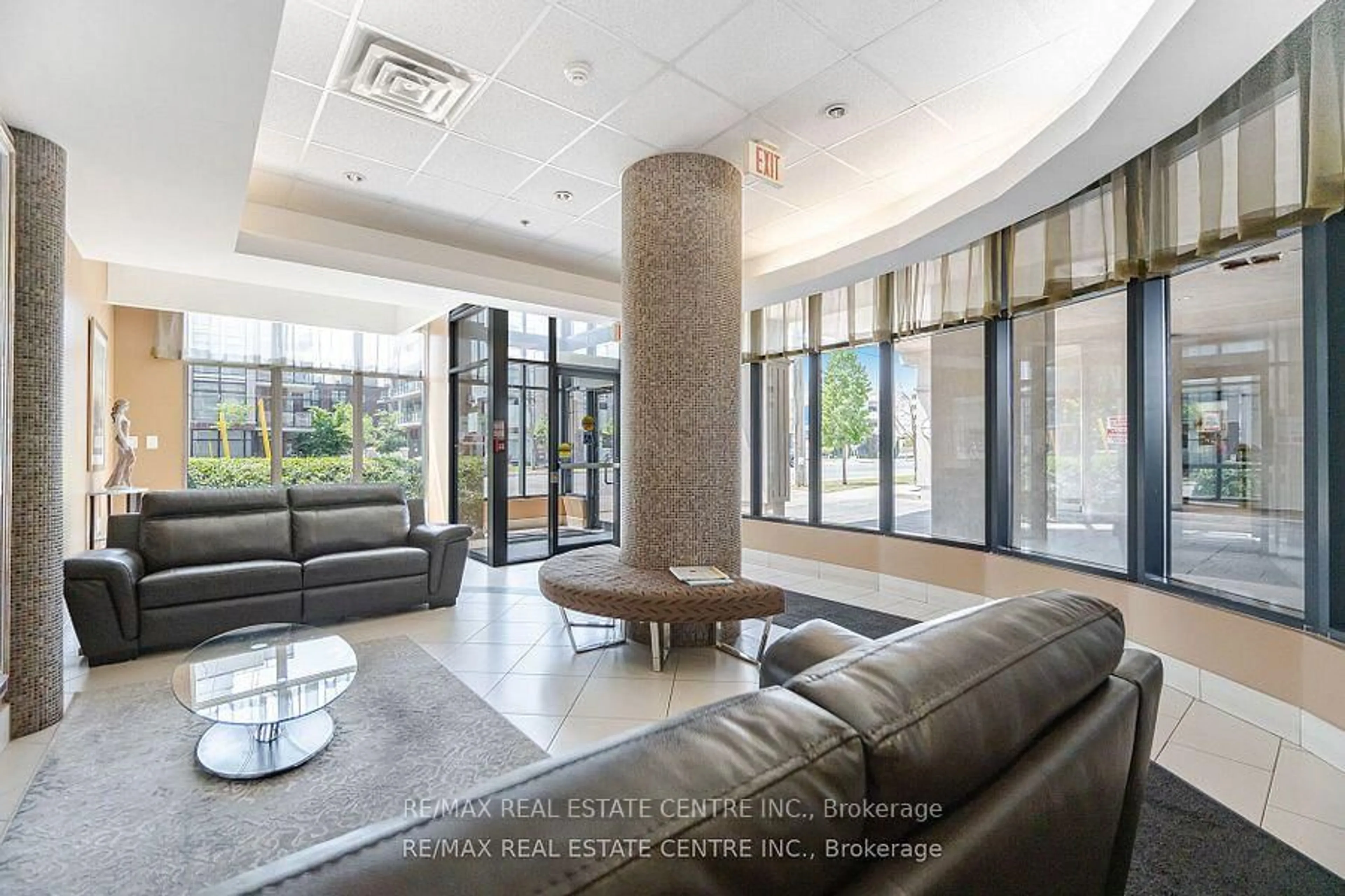 Lobby for 872 Sheppard Ave #616, Toronto Ontario M3H 5V5