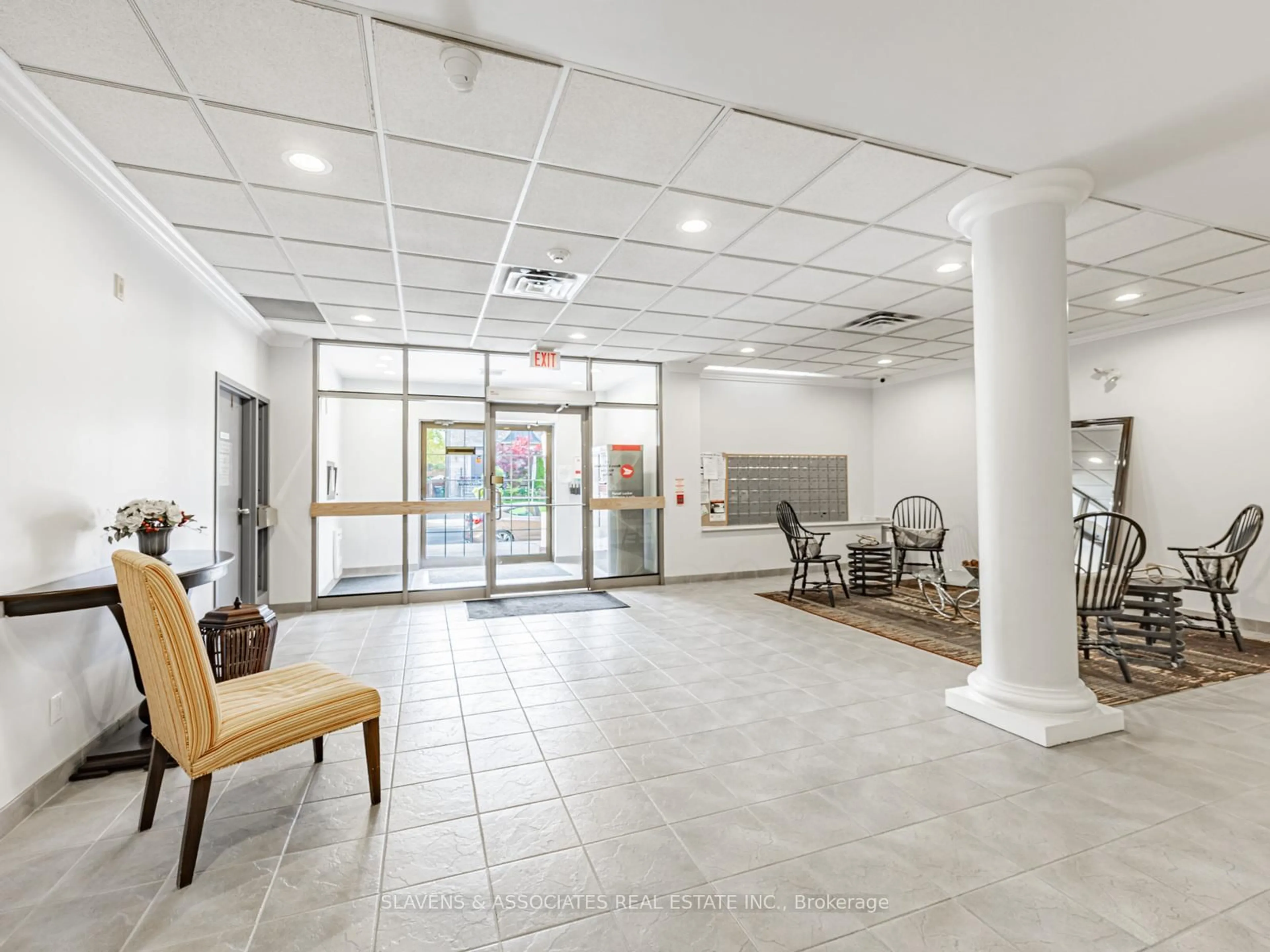 Unknown for 211 Randolph Rd #216, Toronto Ontario M4G 4H1