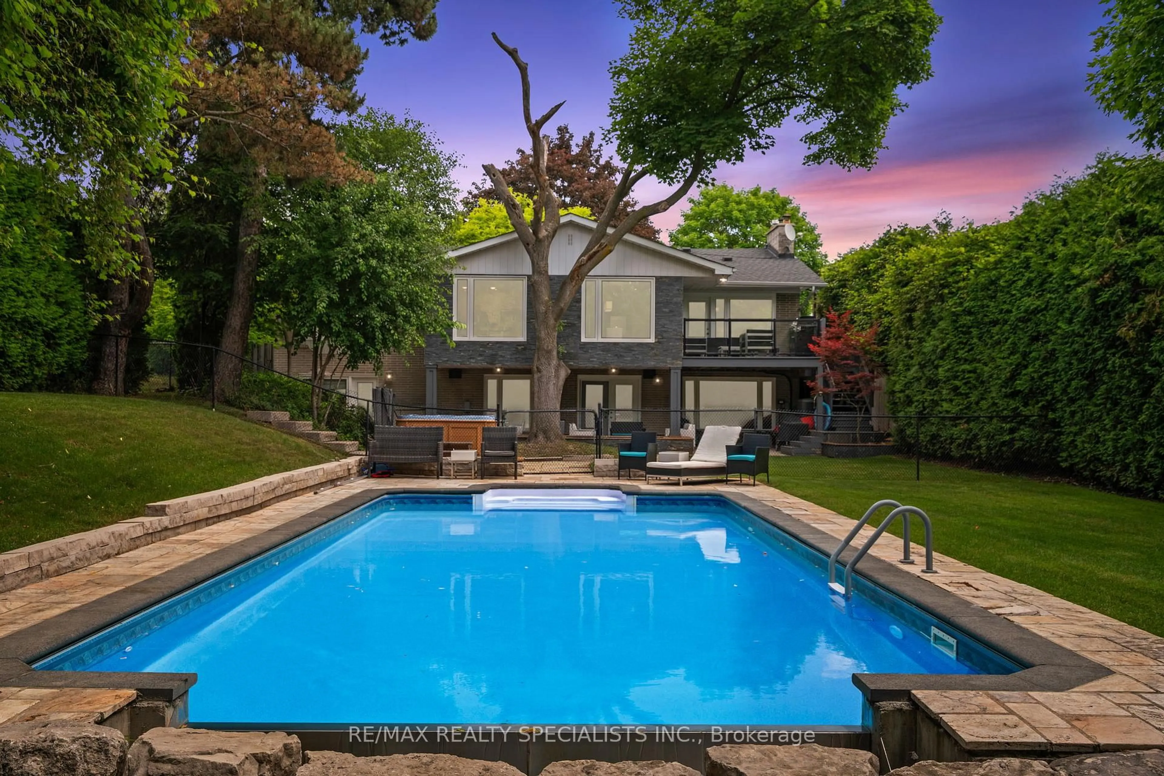 Pool for 42 Heathview Ave, Toronto Ontario M2K 2C1