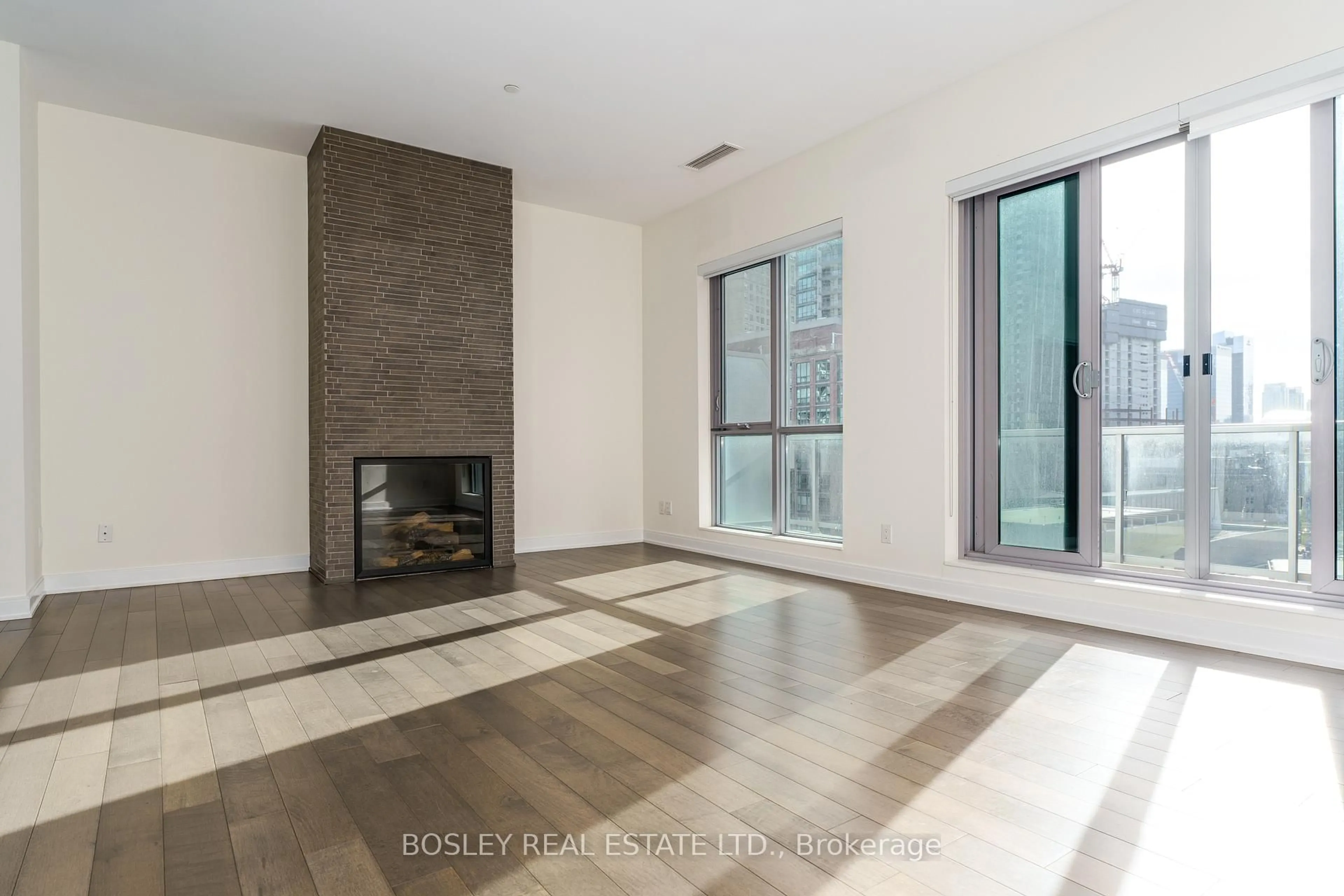 A pic of a room for 55 Front St #PH1203, Toronto Ontario M5E 0A7
