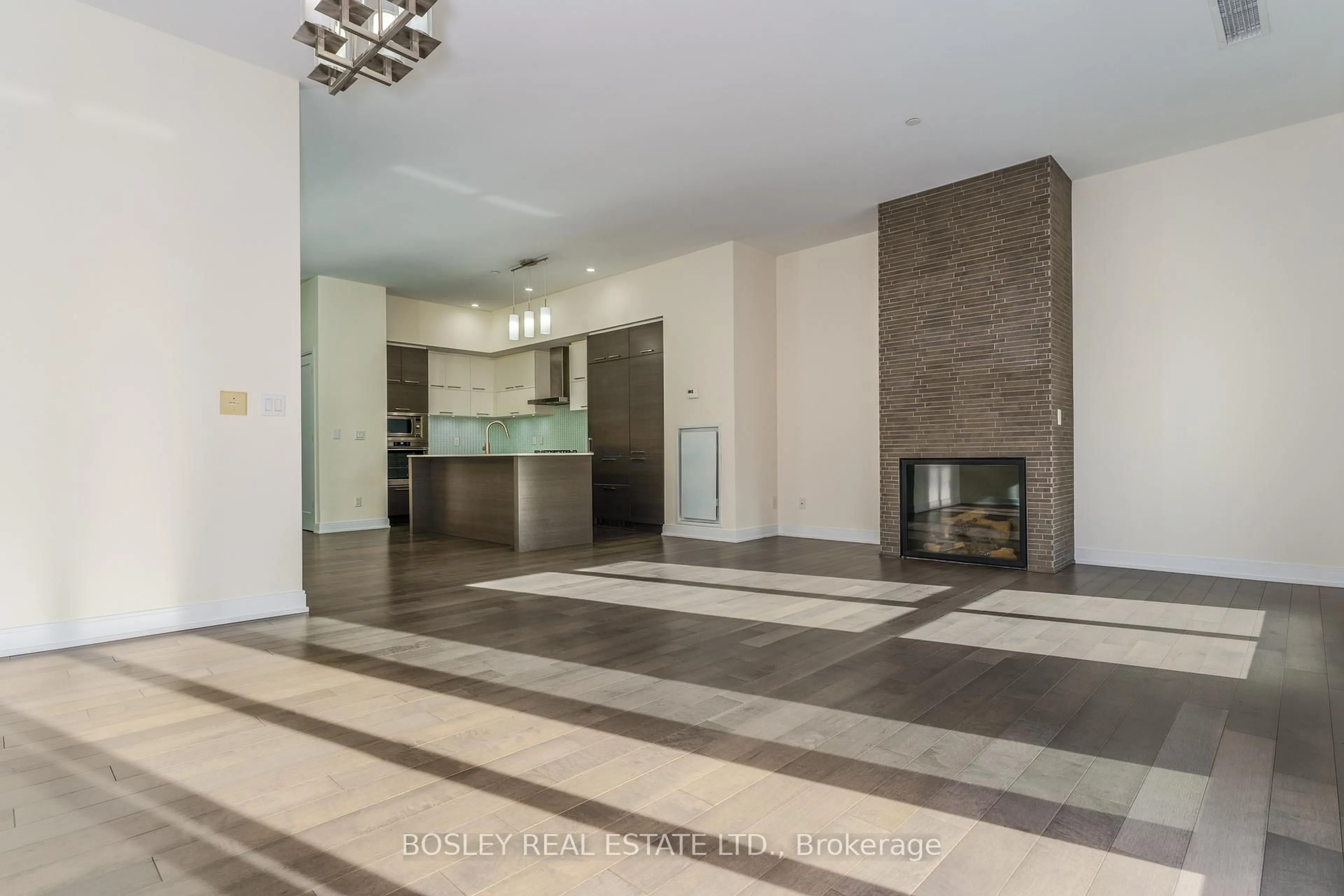 Unknown for 55 Front St #PH1203, Toronto Ontario M5E 0A7